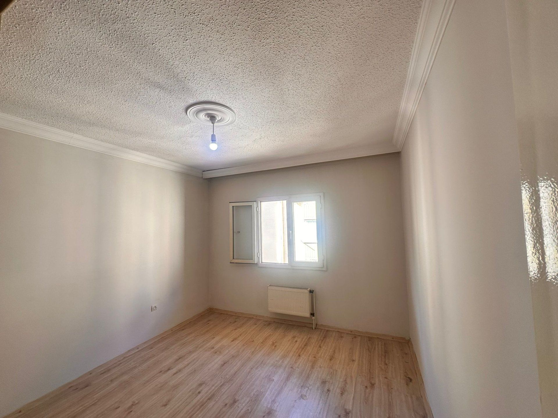 SEYRANTEPE TOPLU KONUT'DA KİRALIK DAİRE 3+1
