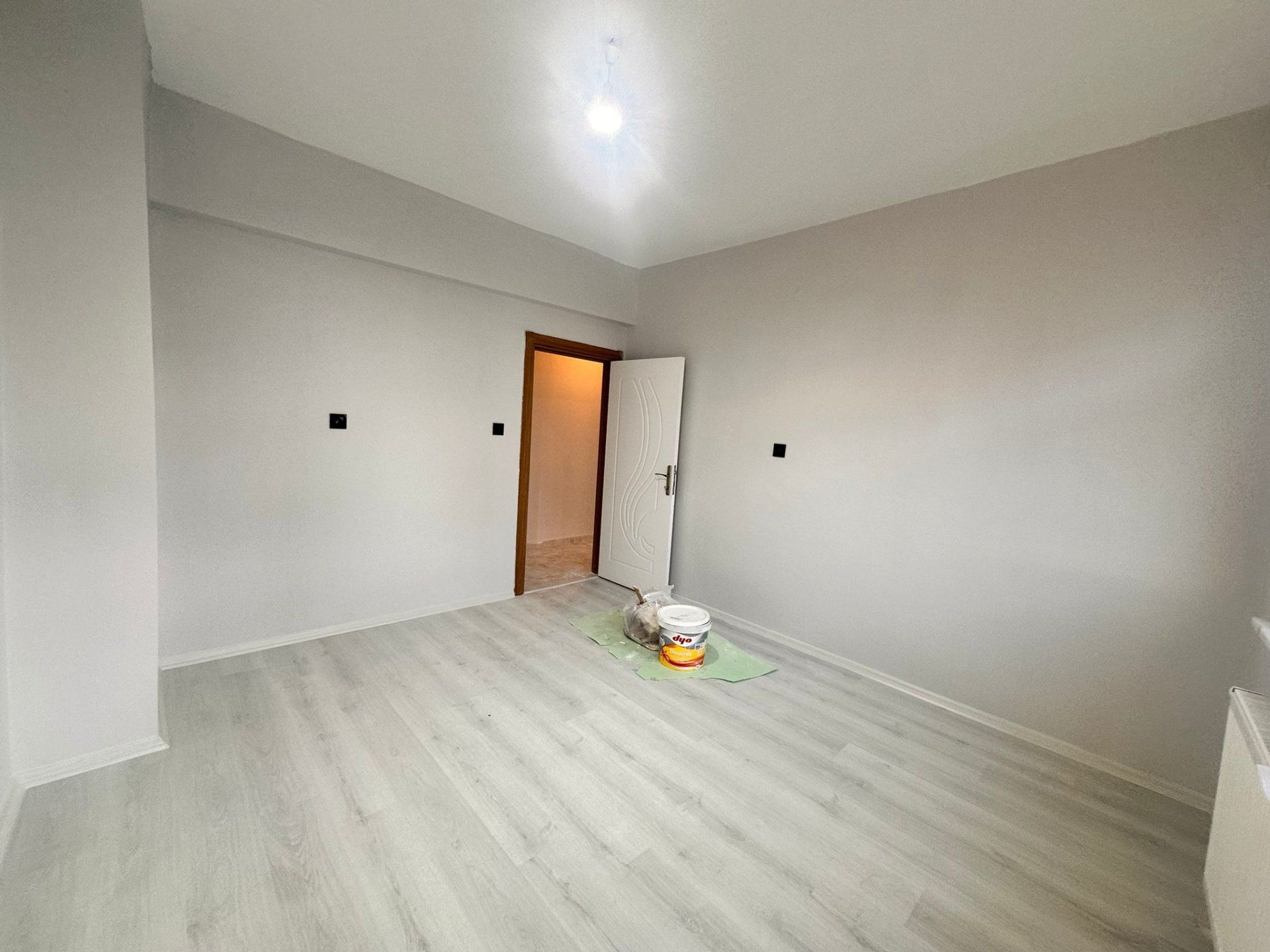 POLİS OKULU ARKA TARAFINDA FULL BAKIMLI KOOPERATİF 3+1 SATILIK DAİRE DAİRE