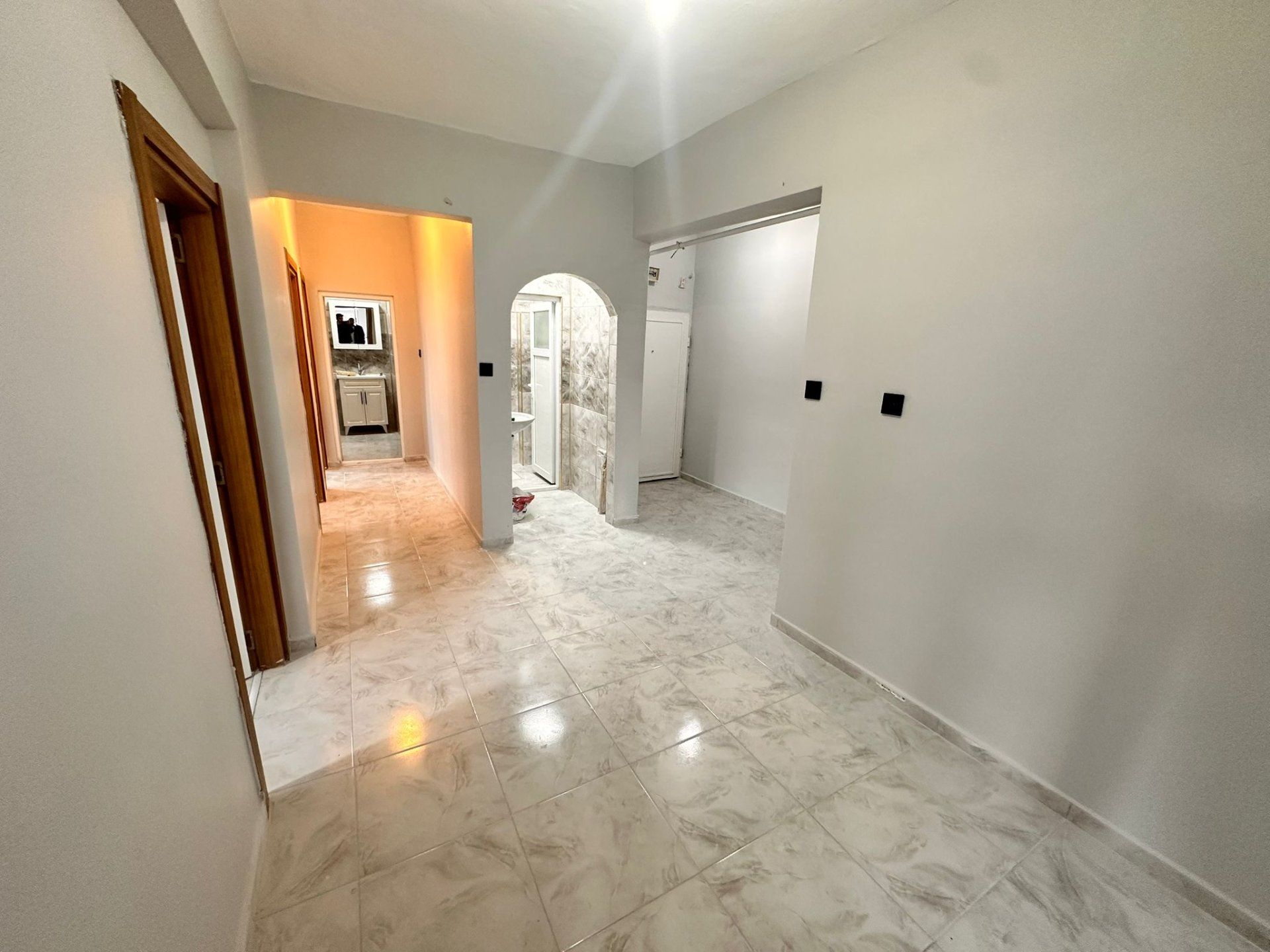 POLİS OKULU ARKA TARAFINDA FULL BAKIMLI KOOPERATİF 3+1 SATILIK DAİRE DAİRE