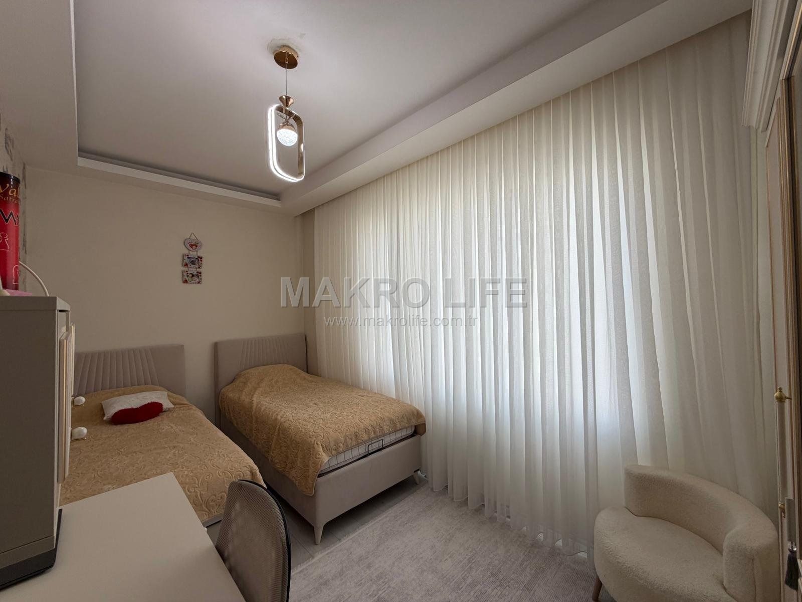 ESKİ SİVEREK CADDESİNDE 3+1 KALİTELİ LÜX DAİRE