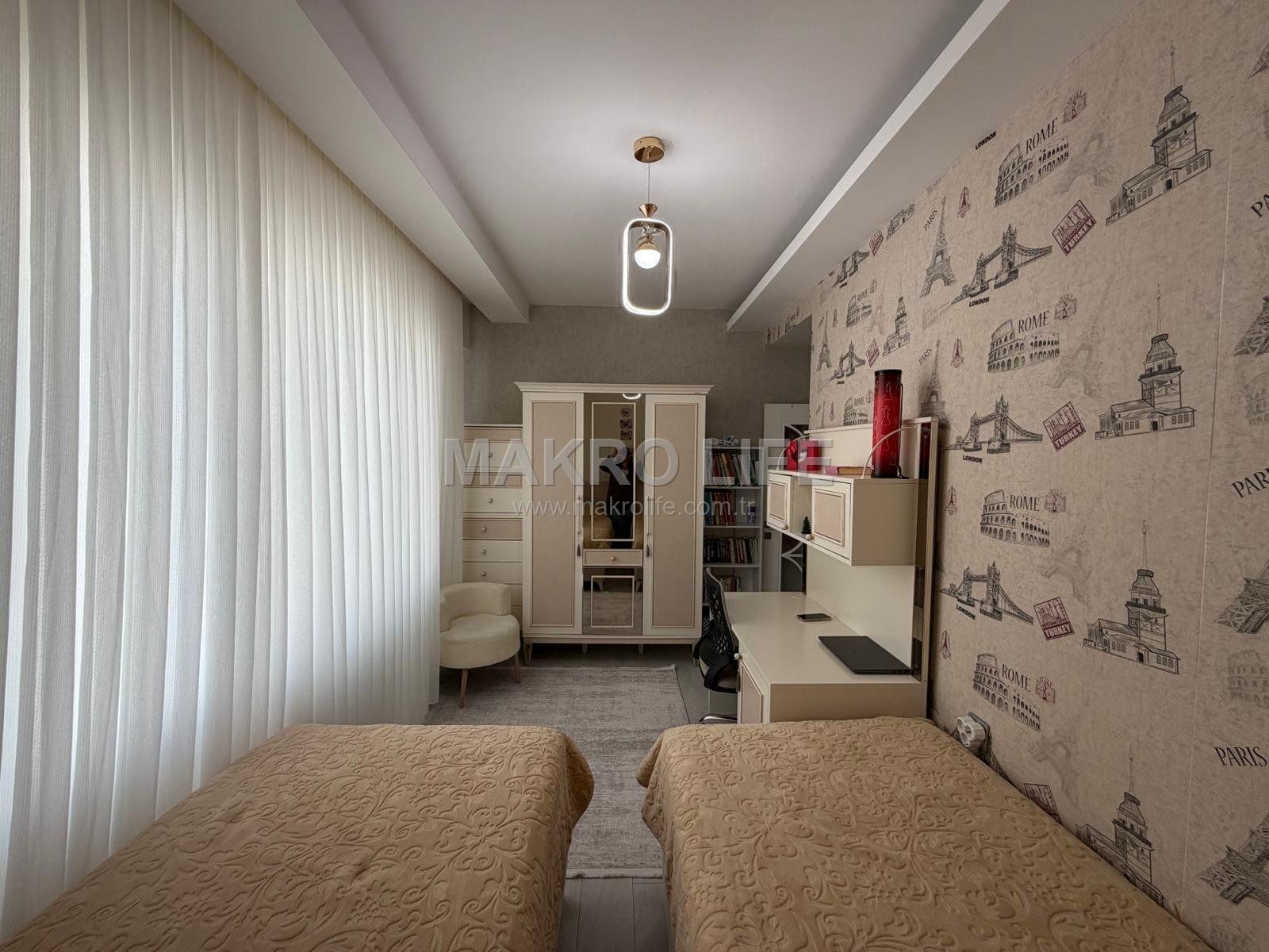 ESKİ SİVEREK CADDESİNDE 3+1 KALİTELİ LÜX DAİRE