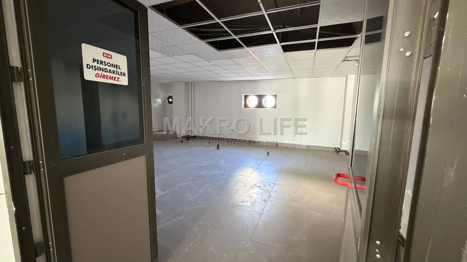 ARAŞTIRMA YAKINI ÜÇKUYULARDA FIRSAT SATILIK DÜKKAN