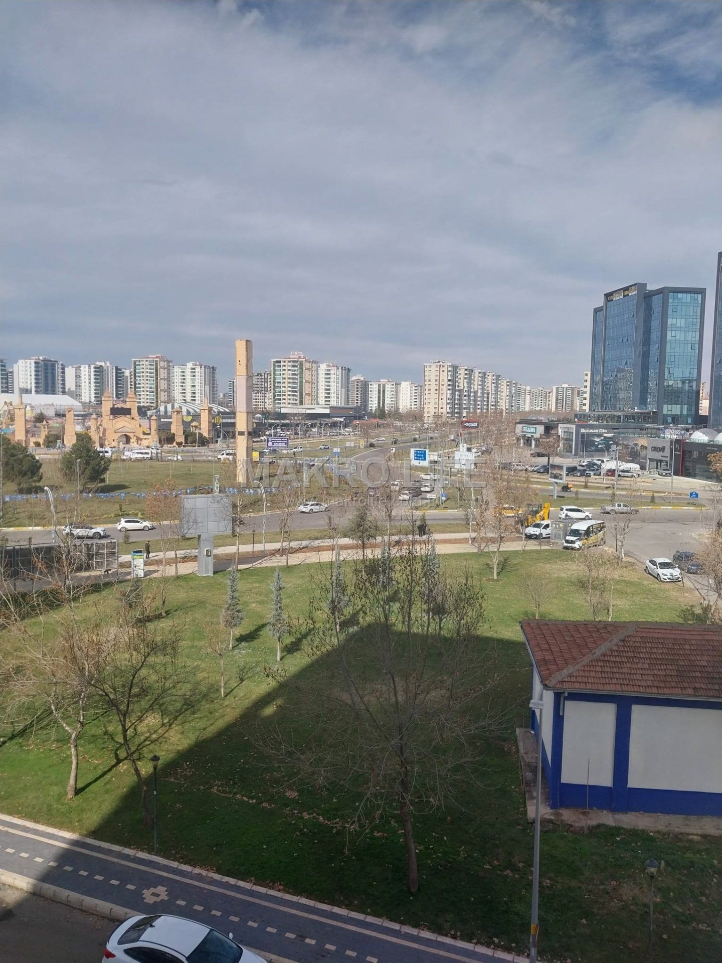 KAYAPINAR 75 CADDE LUNAPARK KARŞISI SATILIK 4+1 DAİRE