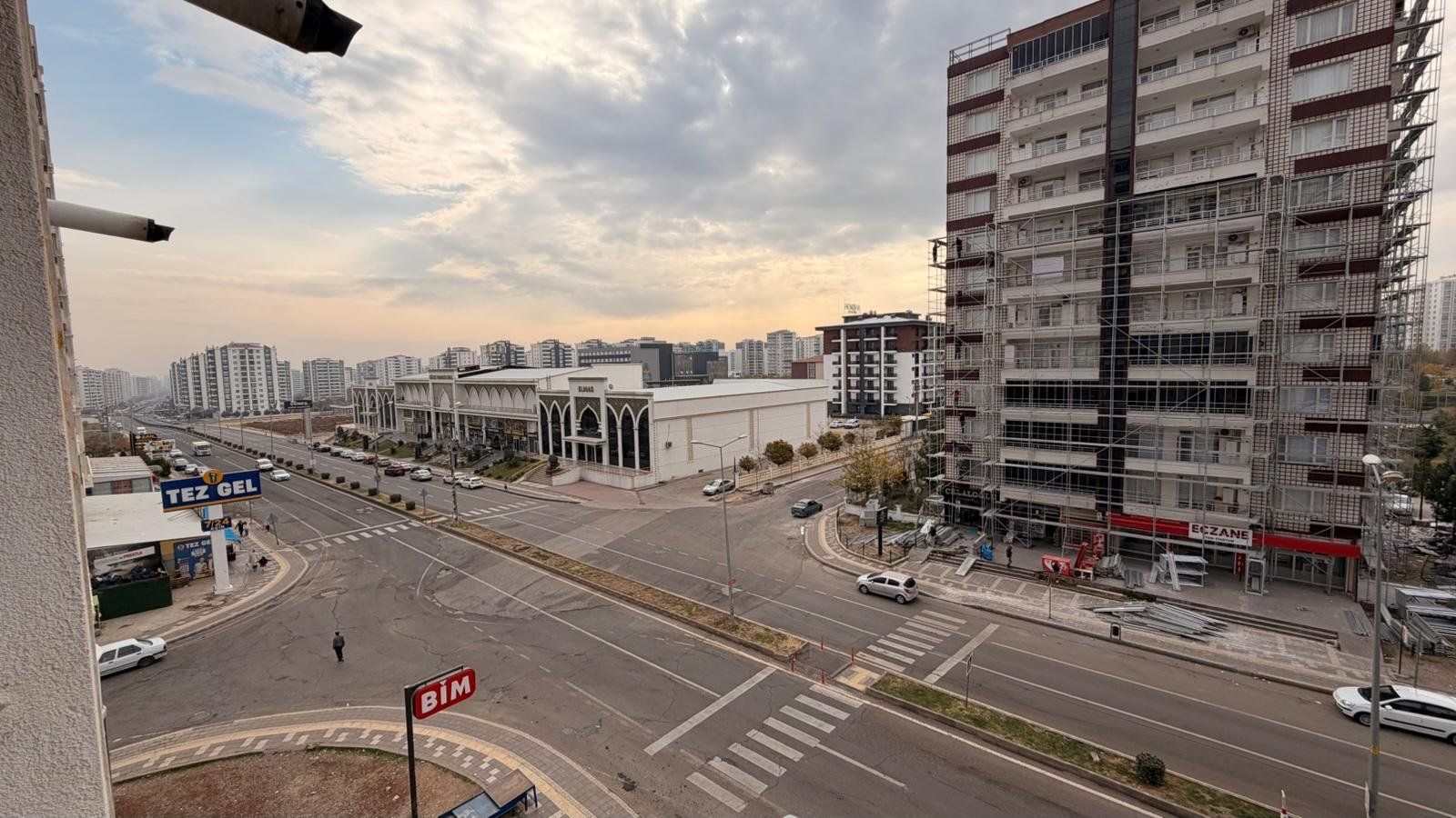 STADYUM CİVARINDA 4+1 LÜKS SATILIK DAİRE