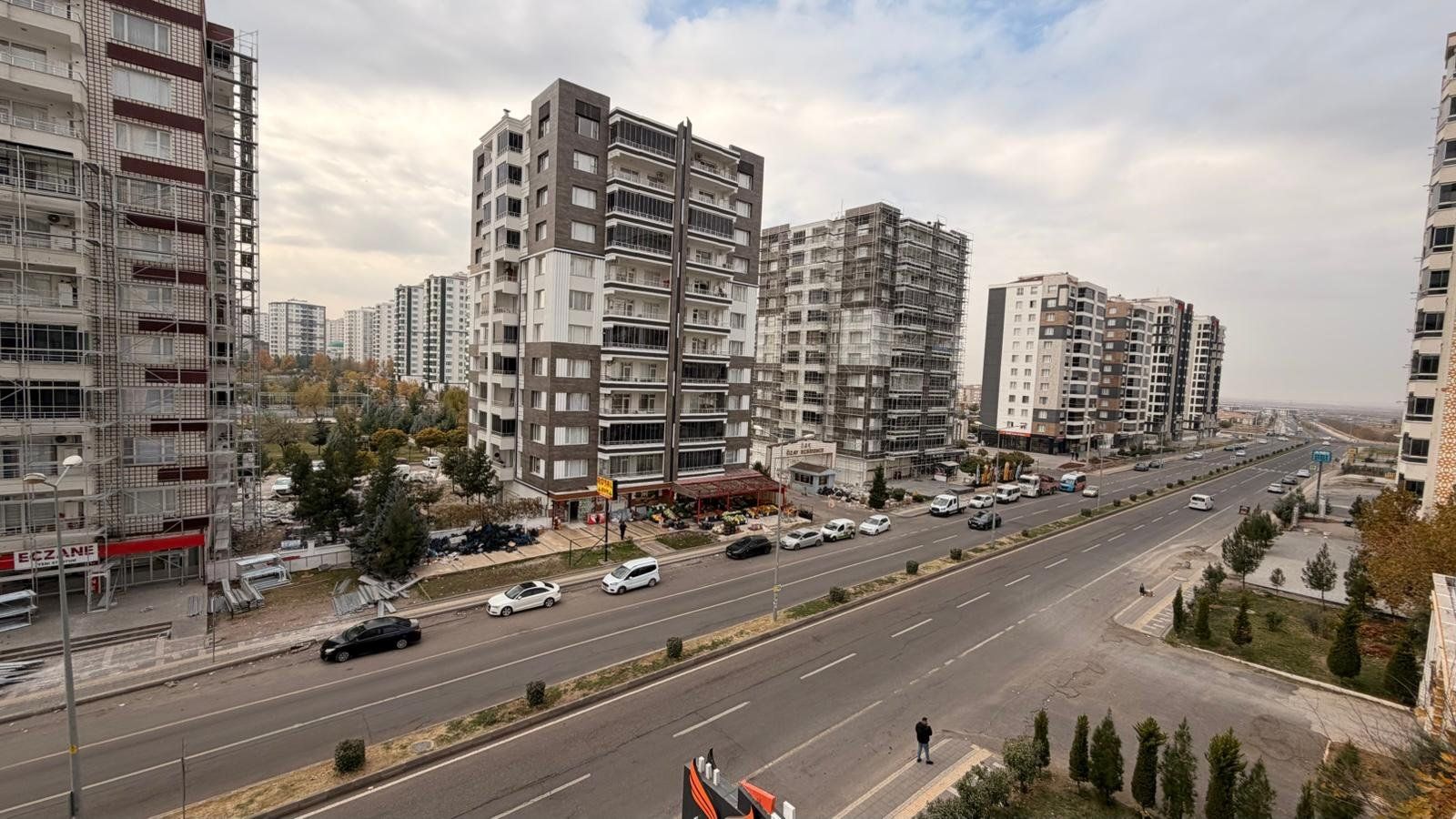 STADYUM CİVARINDA 4+1 LÜKS SATILIK DAİRE