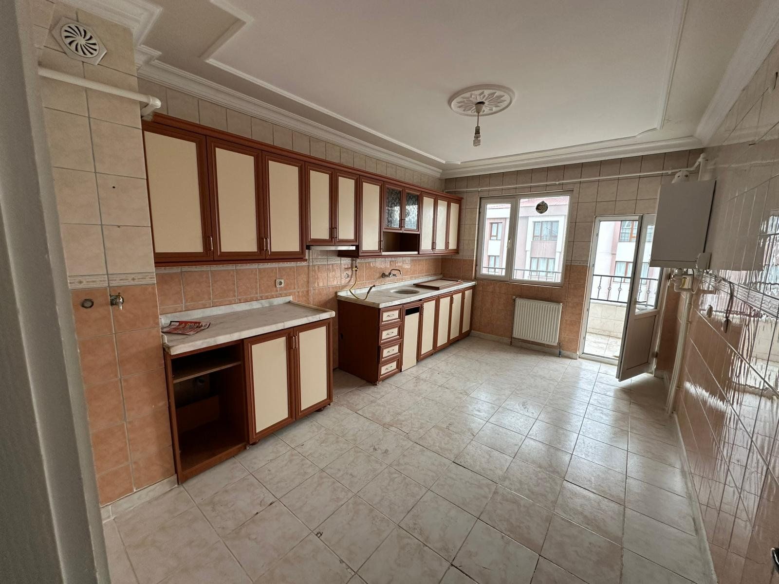 TOPTANCILAR SİTESİNDE 4+1 ACİL SATILIK DAİRE