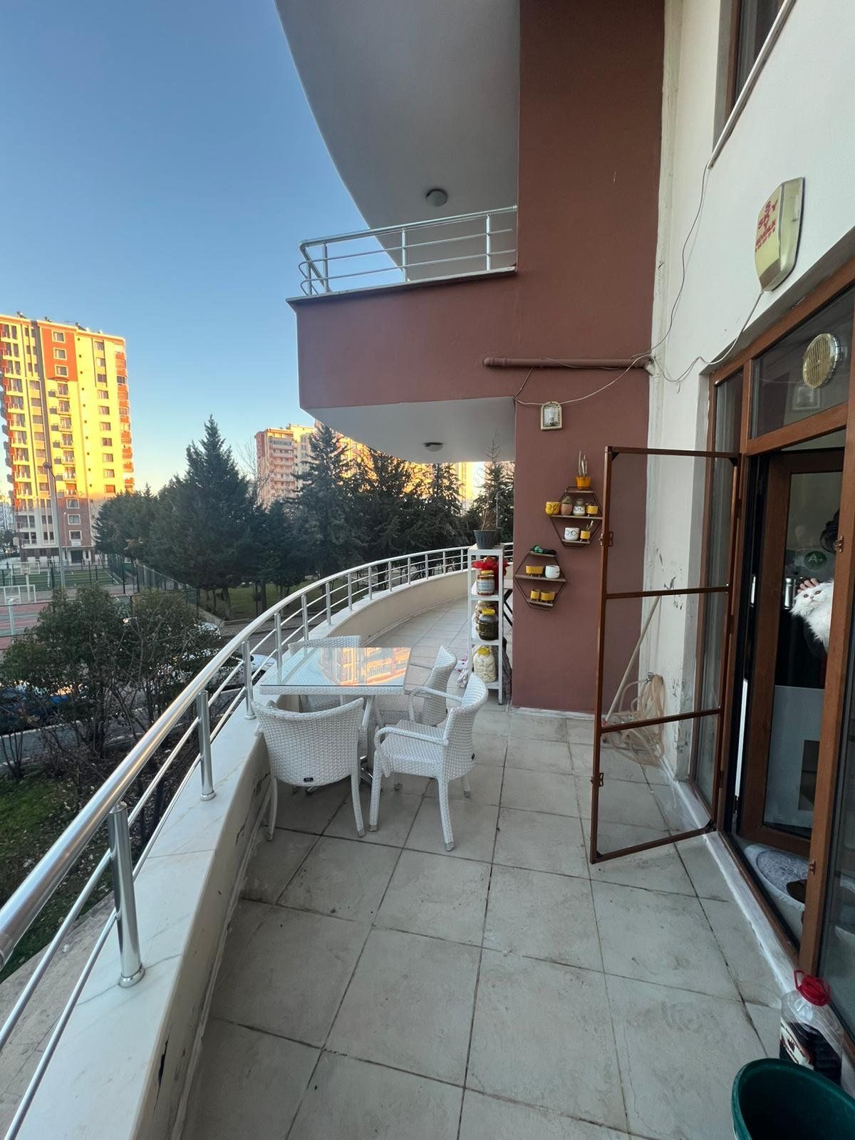 ESKİ CUPPA KAVŞAĞINDA 5+1 DUBLEX SATILIK DAİRE