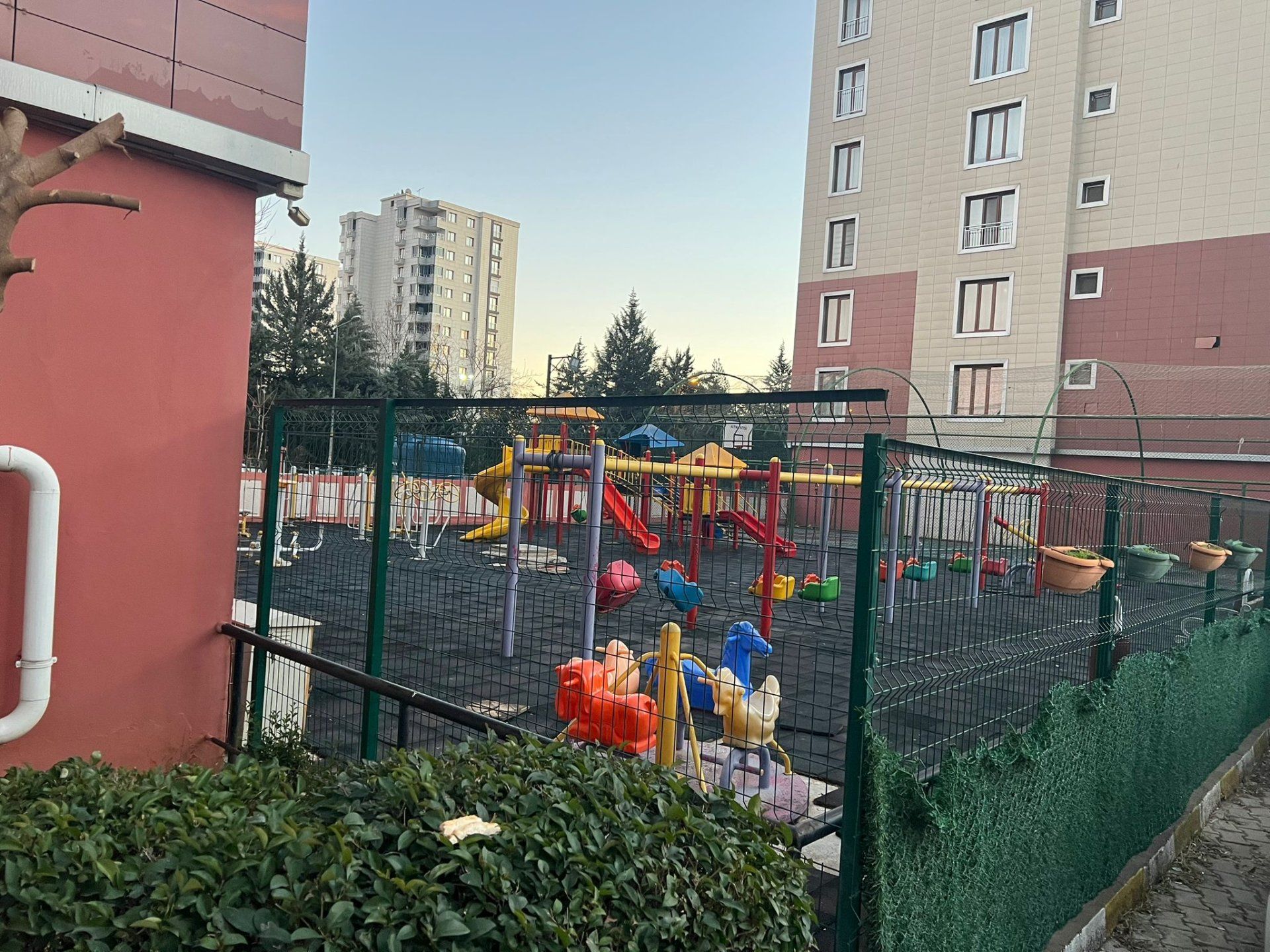 ESKİ CUPPA KAVŞAĞINDA 5+1 DUBLEX SATILIK DAİRE