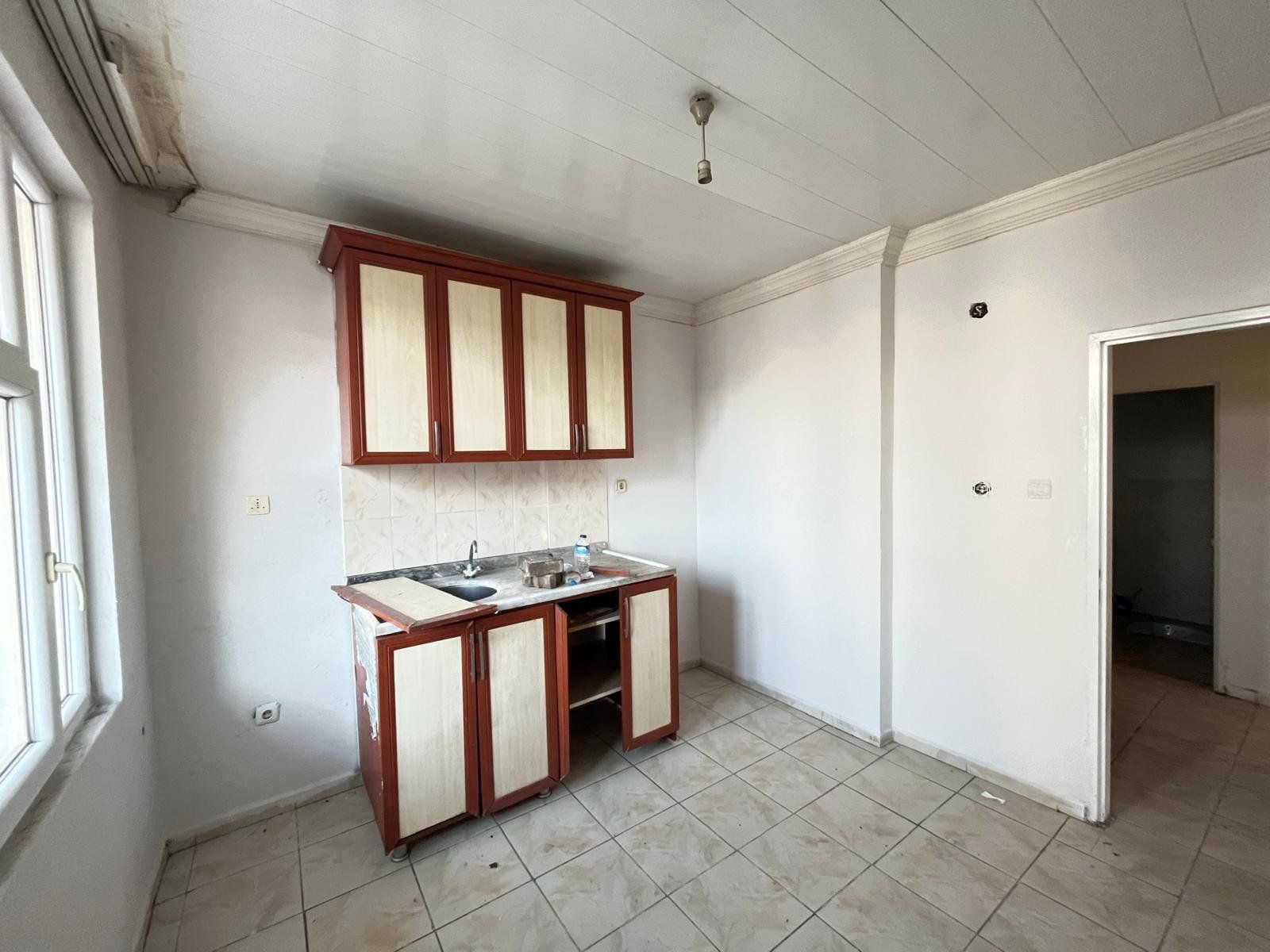 HUZUREVLERİNDE SATILIK 2+1 DAİRE