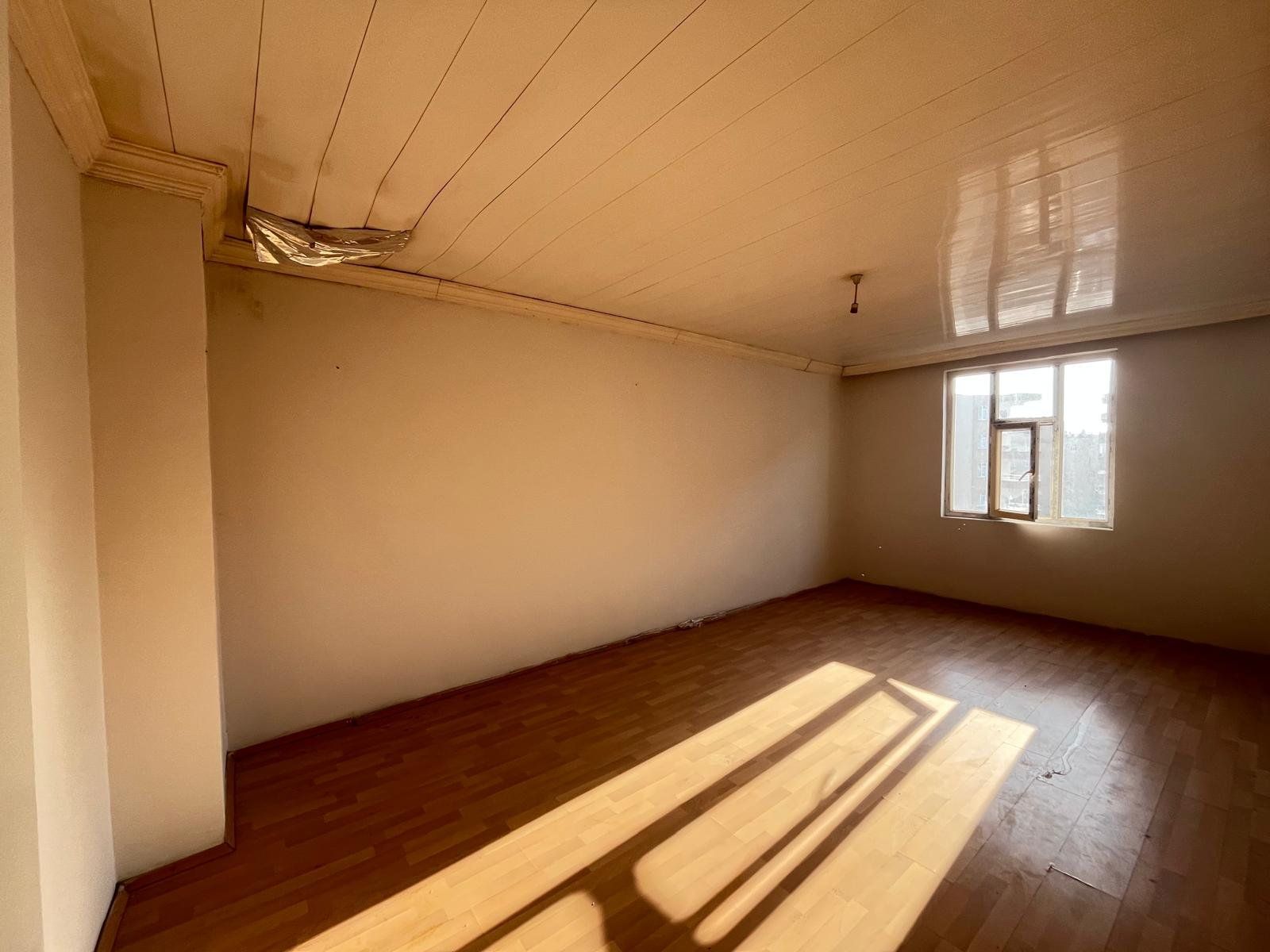 HUZUREVLERİNDE SATILIK 2+1 DAİRE