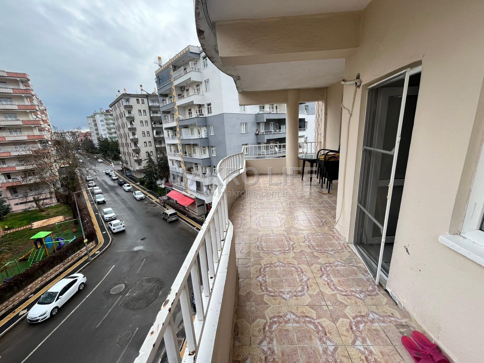 DİCLEKENT MEMORİAL ARKASI 3+1 SATILIK FIRSAT DAİRE