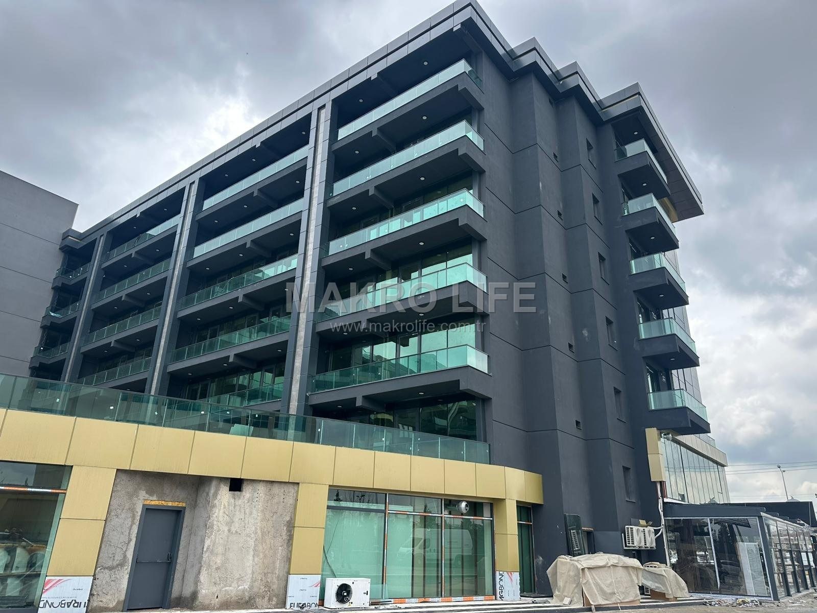 ELAZIĞ YOLUNA SIFIR YATIRIMLIK BÜYÜK TİP 2+1 OFİS