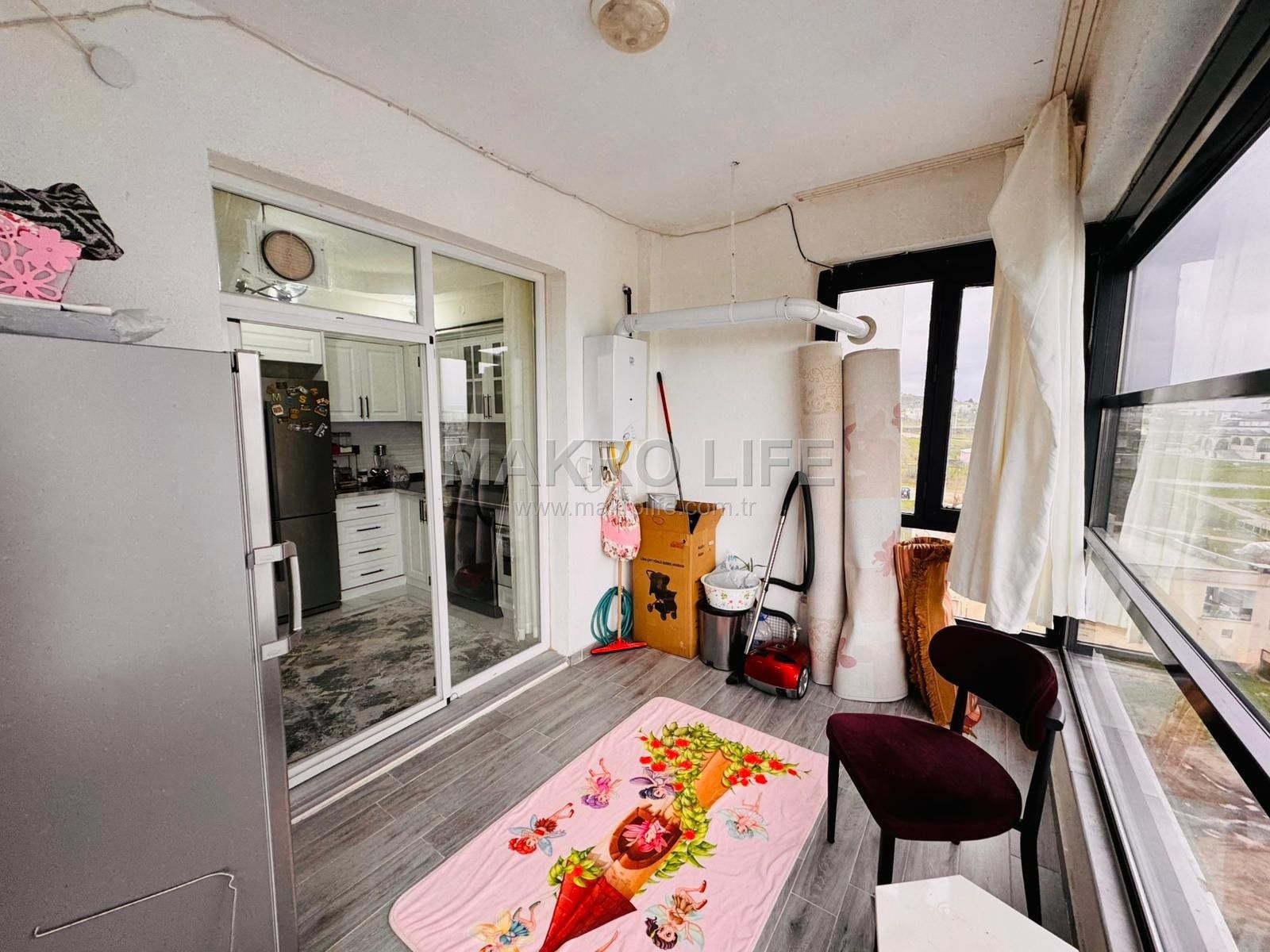 Stadyum Yolu Üzeri Satılık 2+1 Daire, 85m², Merkezi Konum