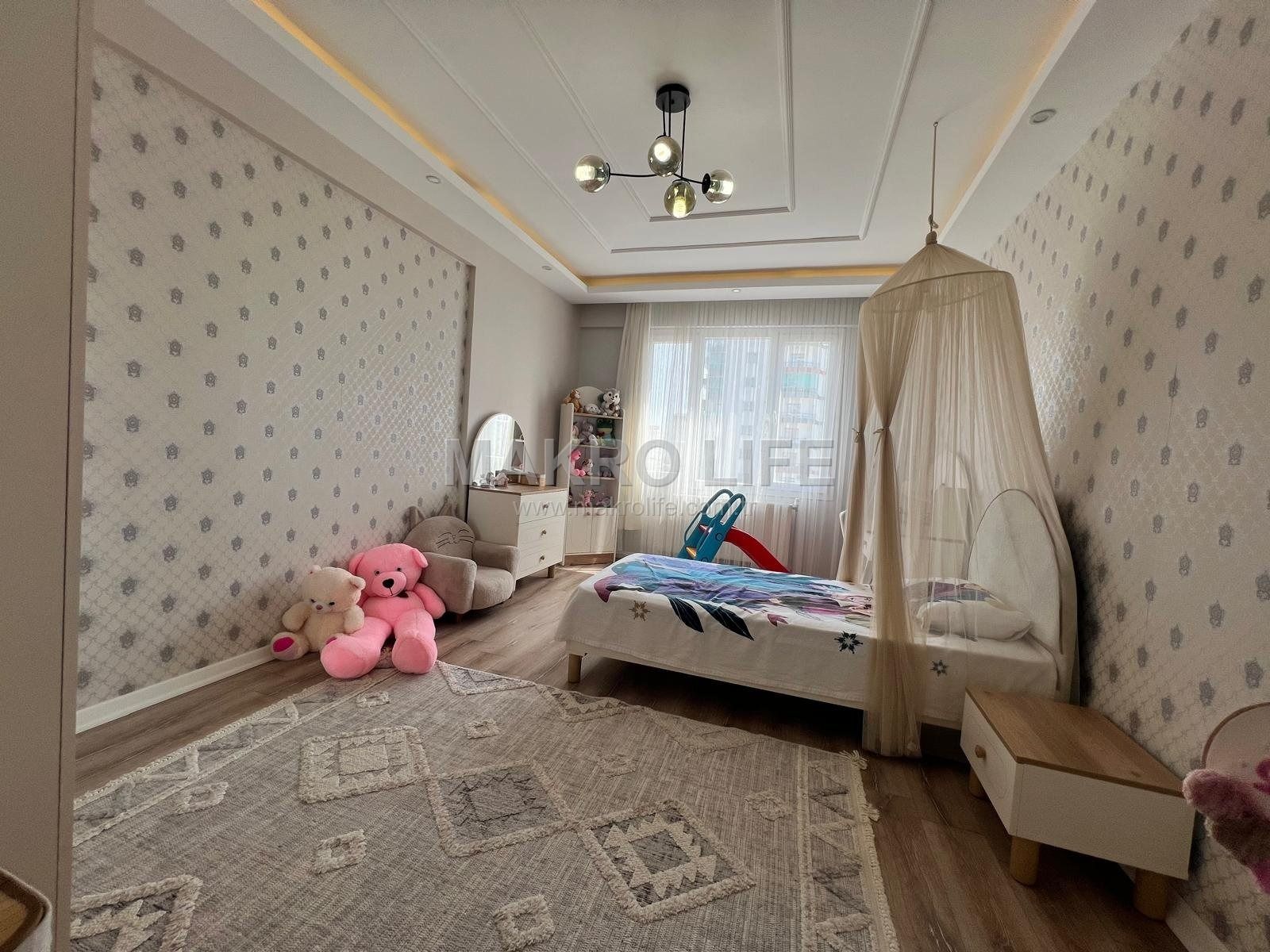 ADLİ TIP ARKASI SATILIK ULTRA LÜKS DAİRE