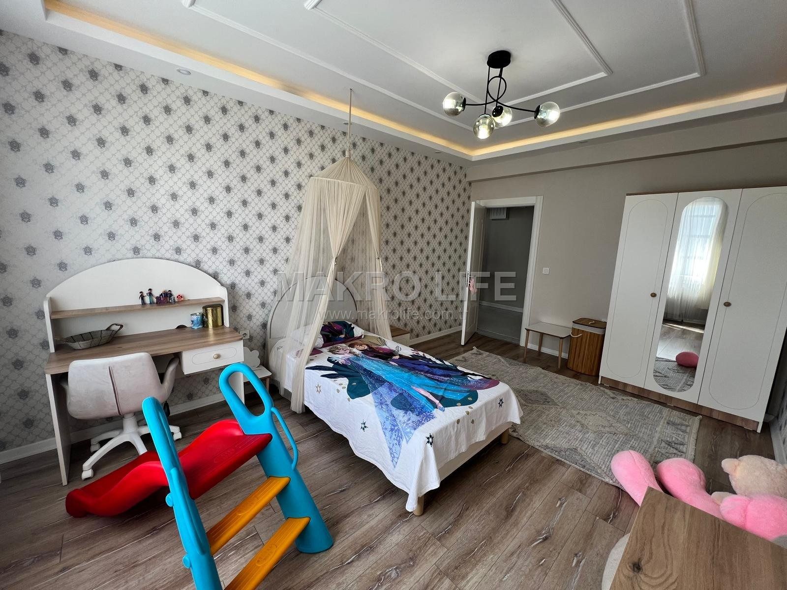 ADLİ TIP ARKASI SATILIK ULTRA LÜKS DAİRE