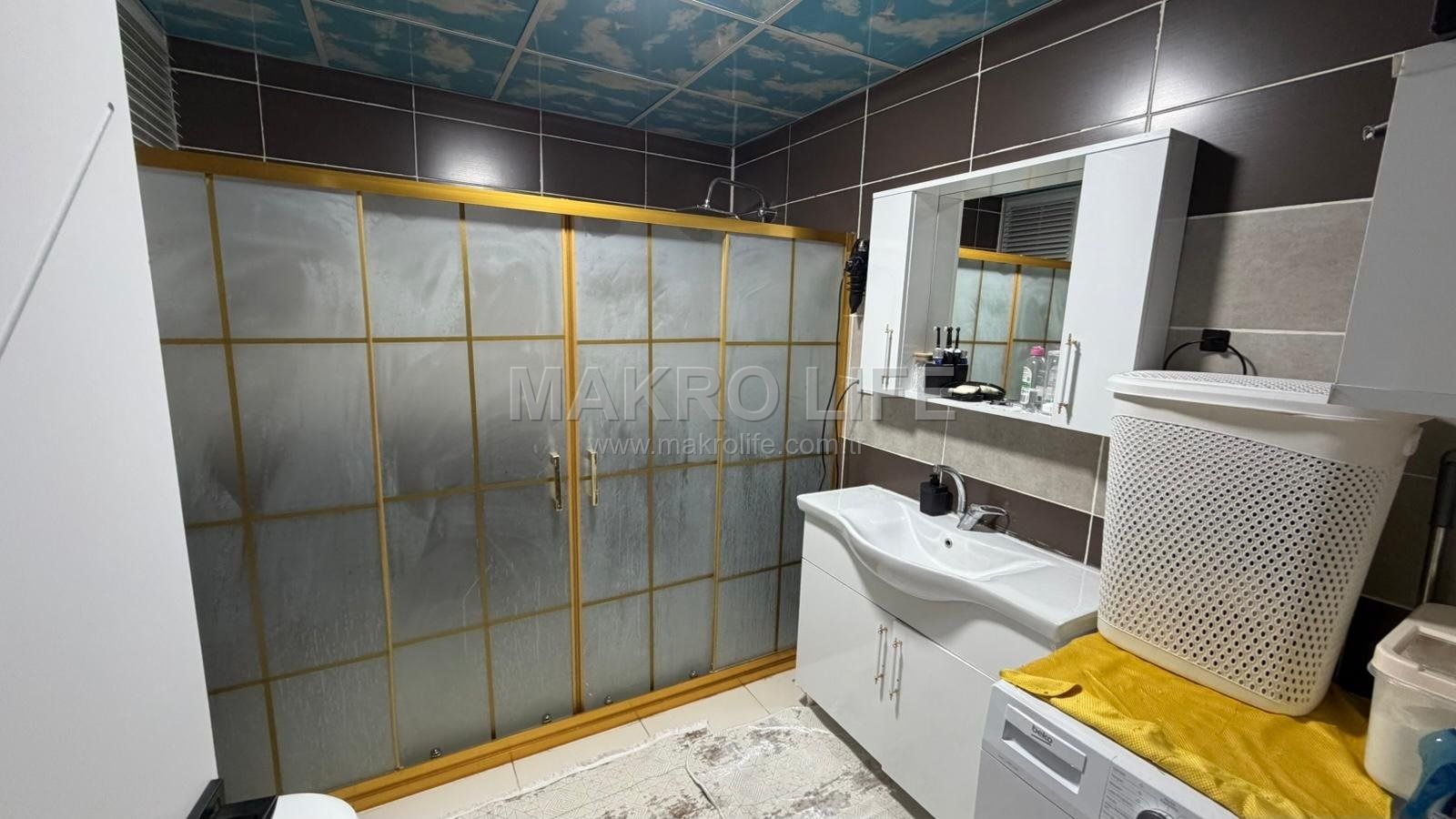 TOPLU KONUTTA SİTELİ YAPILI 3+1 SAILIK DAİRE