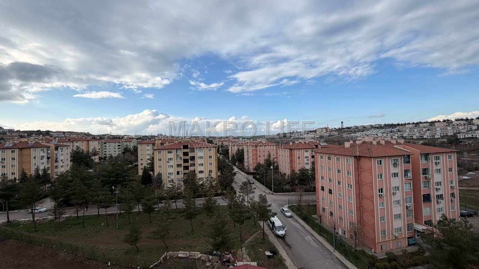 TOPLU KONUTTA SİTELİ YAPILI 3+1 SAILIK DAİRE