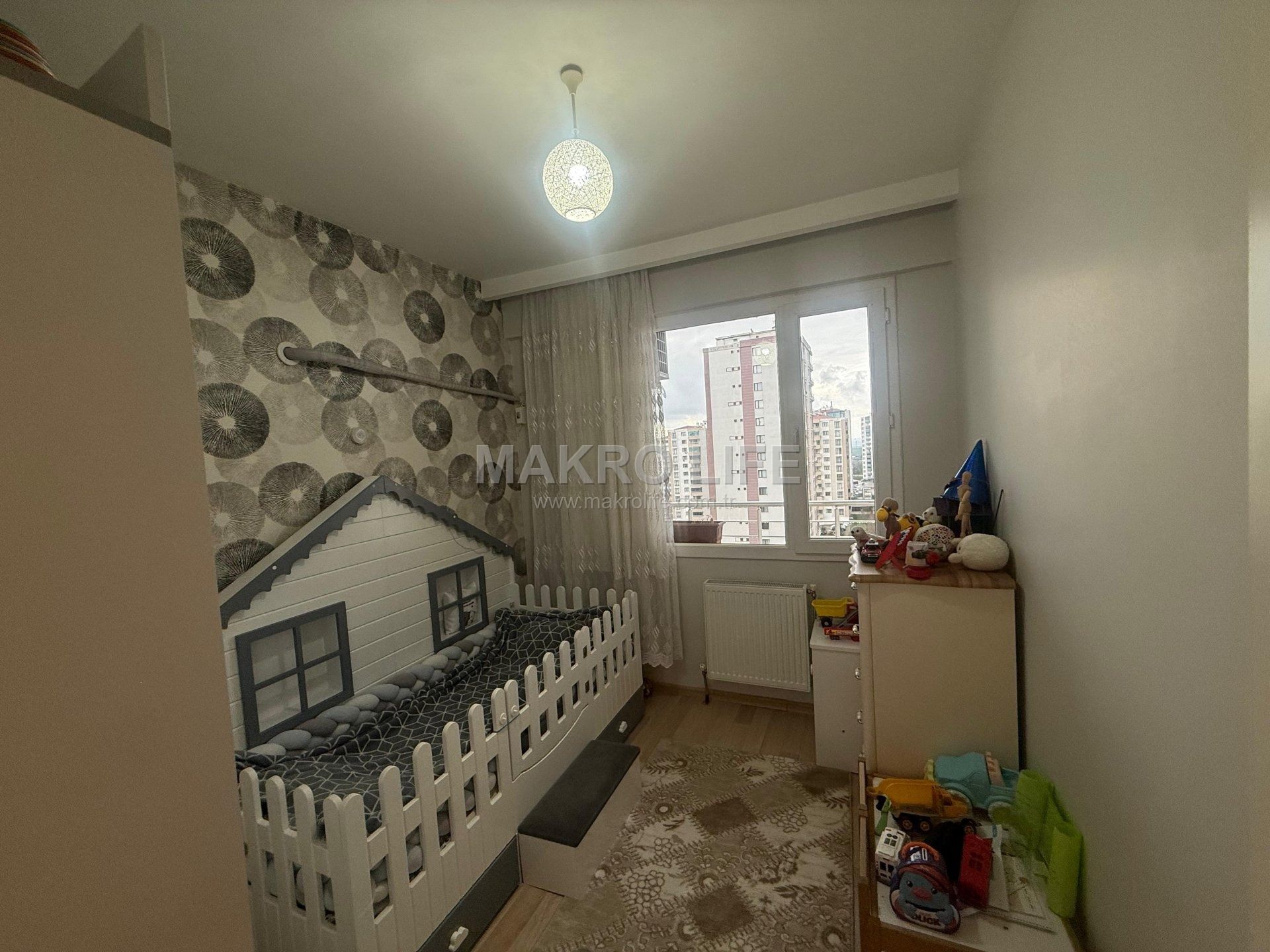 FABRİKA MAHALLESİNDE 3+1 SATILIK FIRSAT DAİRE