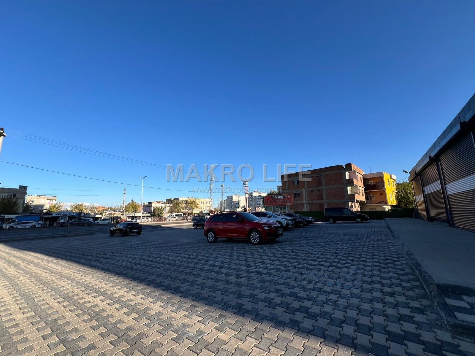 ÇETİNLER DİYARLAND'TA SATILIK 2+1 BÜRO