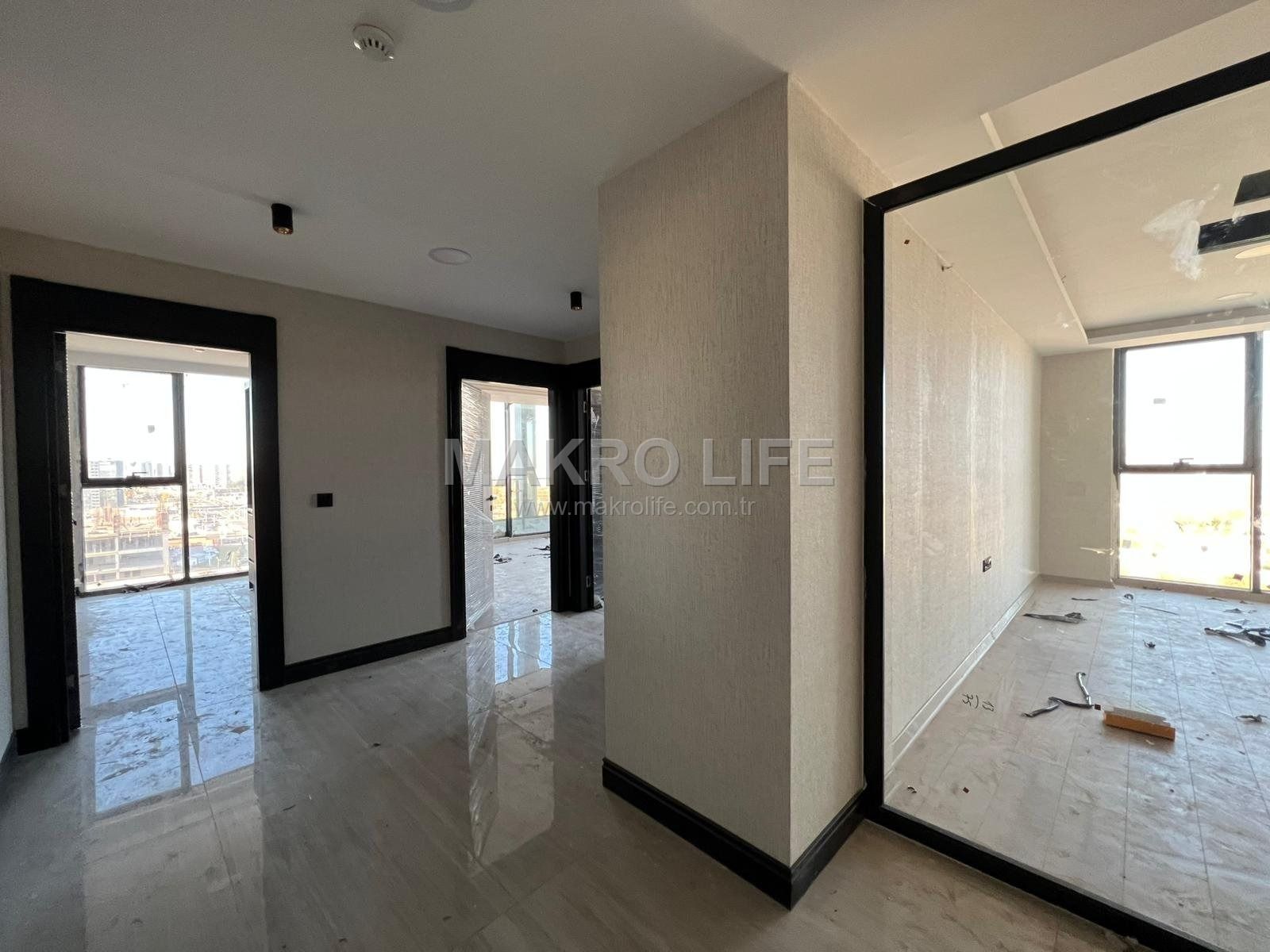 ÇETİNLER DİYARLAND'TA SATILIK 2+1 BÜRO
