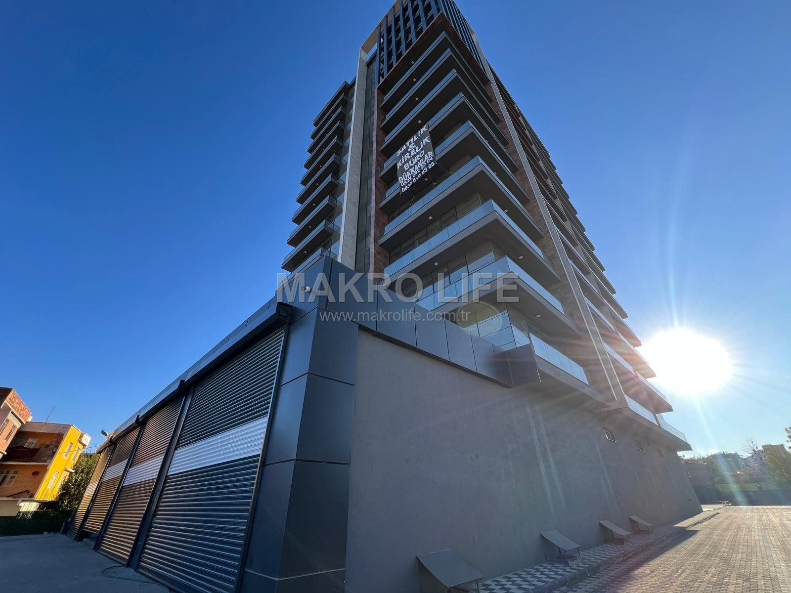 ÇETİNLER DİYARLAND'TA SATILIK 2+1 BÜRO