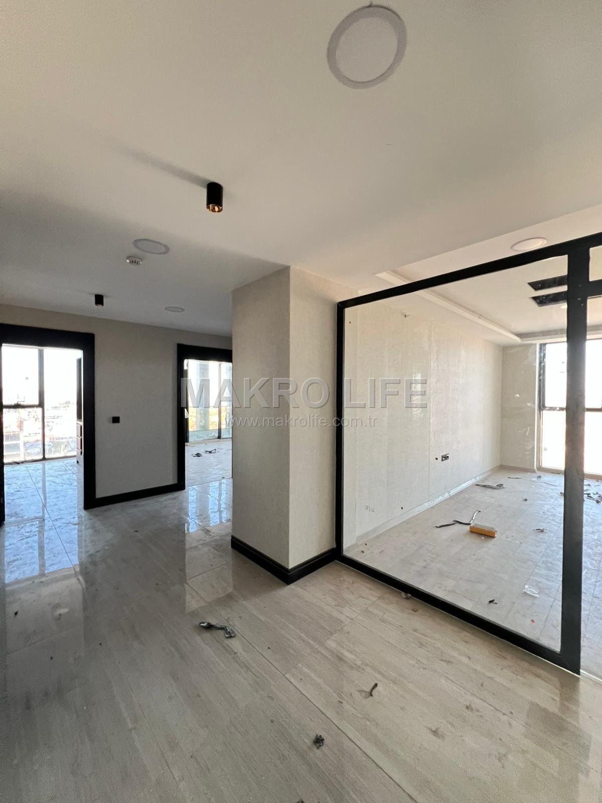 ÇETİNLER DİYARLAND'TA SATILIK 2+1 BÜRO