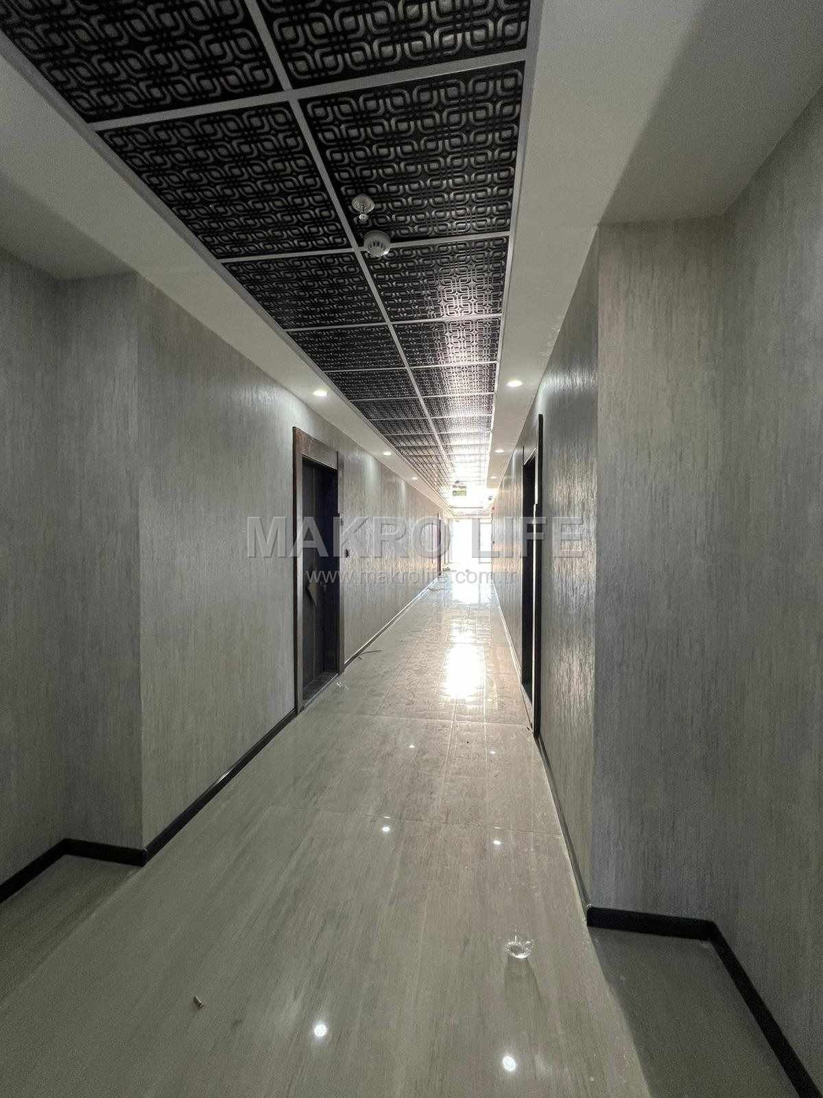 ÇETİNLER DİYARLAND'TA SATILIK 2+1 BÜRO