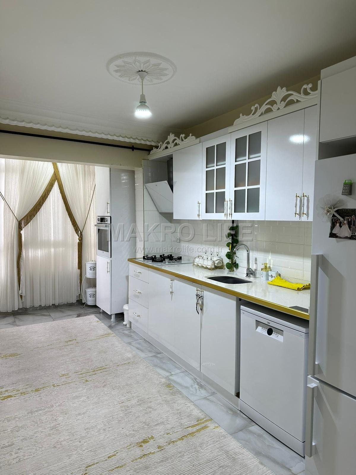 PARK ORMAN CİVARINDA 2+1 SATILIK FULL BAKIMLI DAİRE