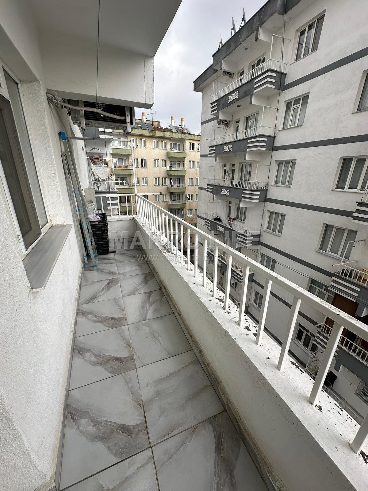 PARK ORMAN CİVARINDA 2+1 SATILIK FULL BAKIMLI DAİRE