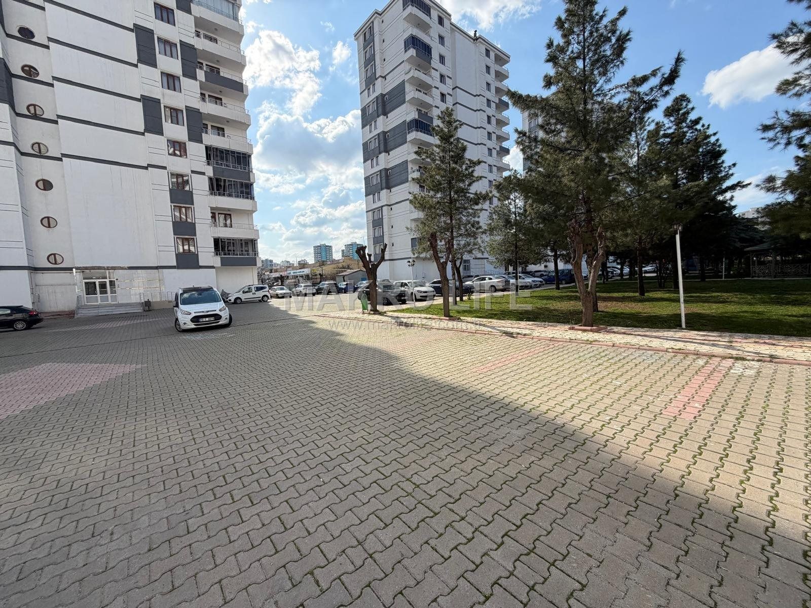 OTOGAR YAKINI SATILIK 3+1 DAİRE