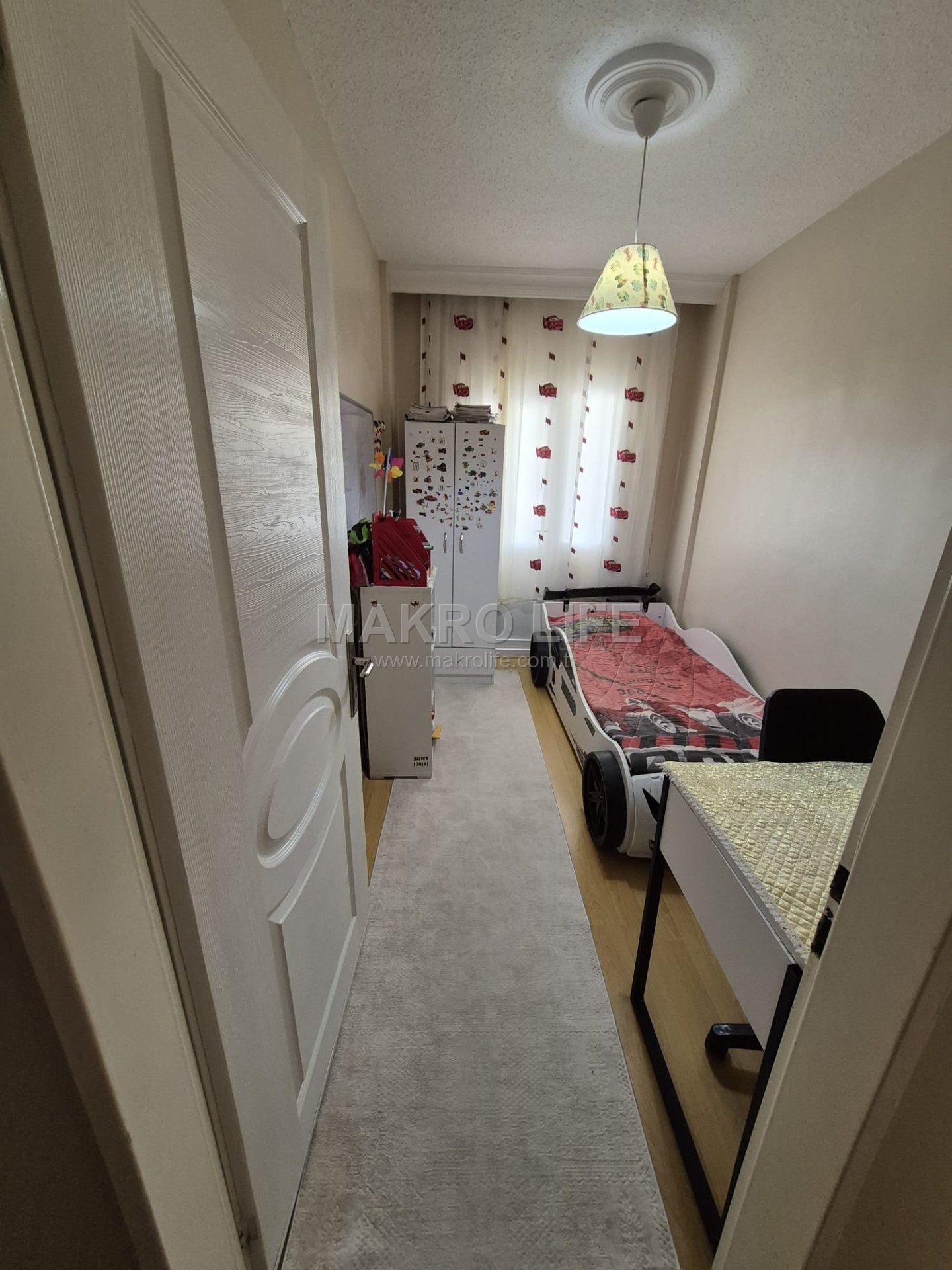 SEYRANTEPE TOPLU KONUT 3+1 FULL BAKIMLI FIRSAT DAİRE