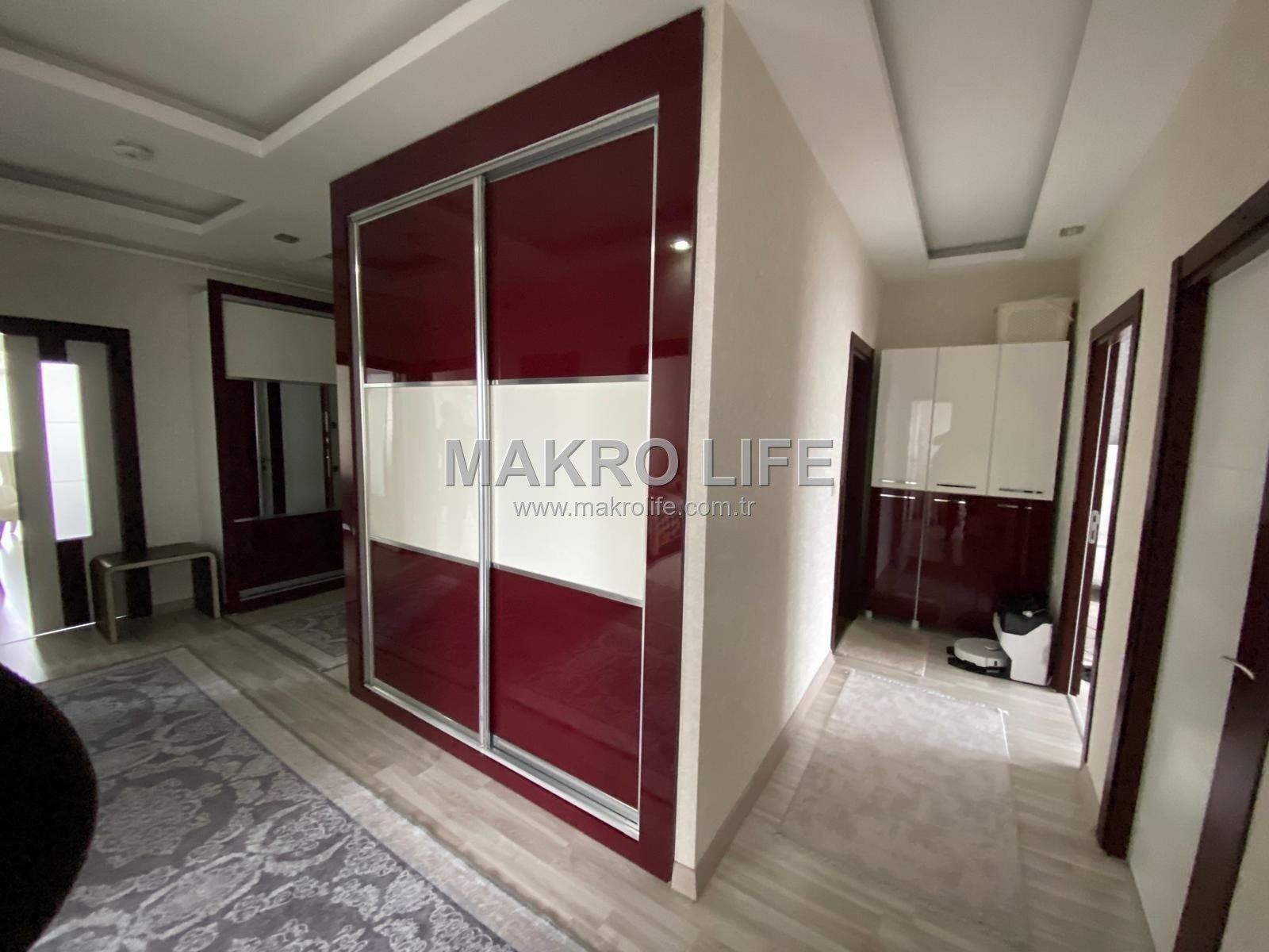 RADİSSON OTEL ARKASI ACİL SATILIK 4+1 DAİRE