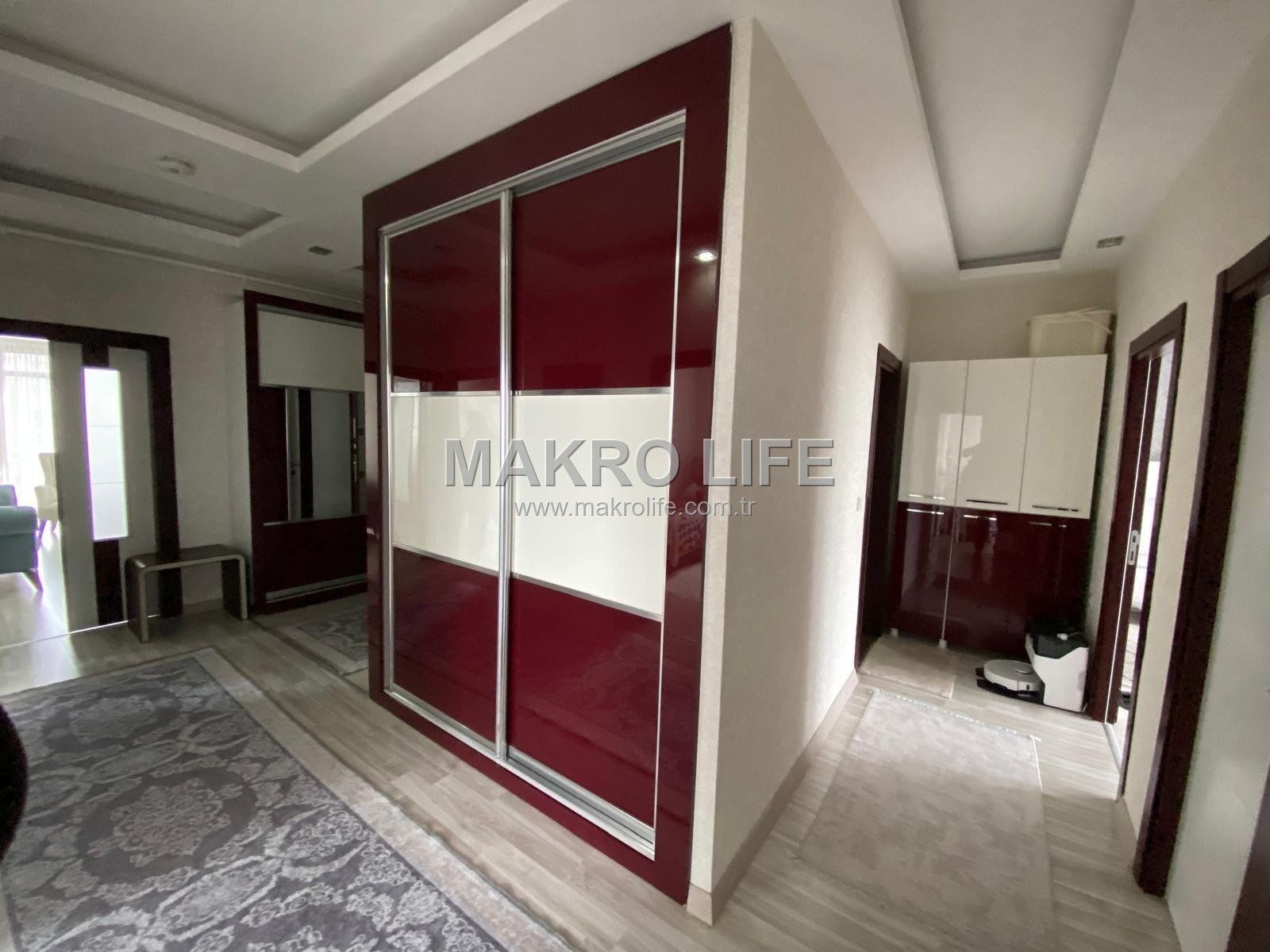 RADİSSON OTEL ARKASI ACİL SATILIK 4+1 DAİRE