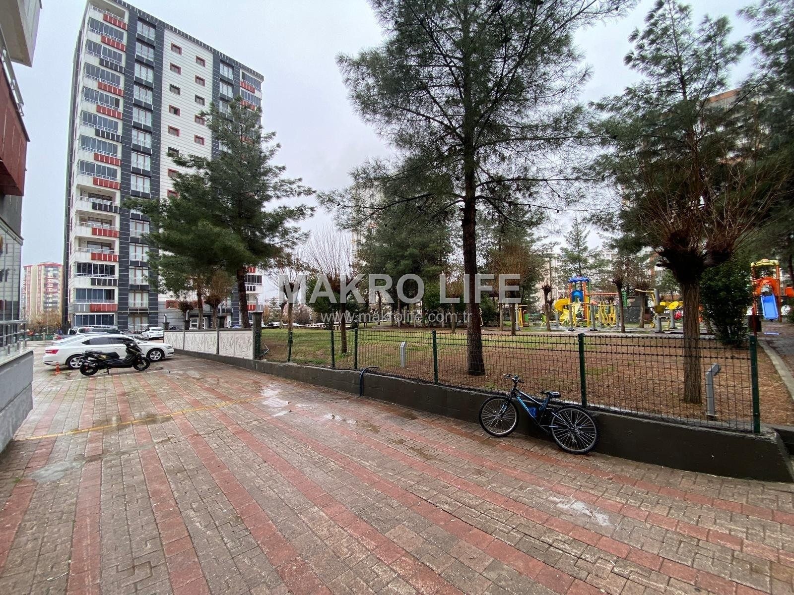 RADİSSON OTEL ARKASI ACİL SATILIK 4+1 DAİRE