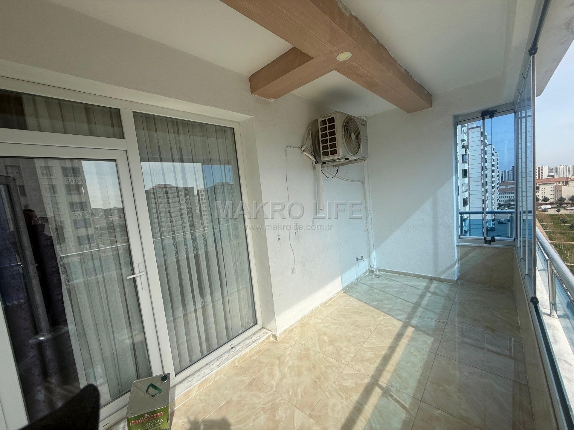 SATILIK STADYUM YOLU ÜZERİNDE 3+1 SATILIK FIRSAT DAİRE