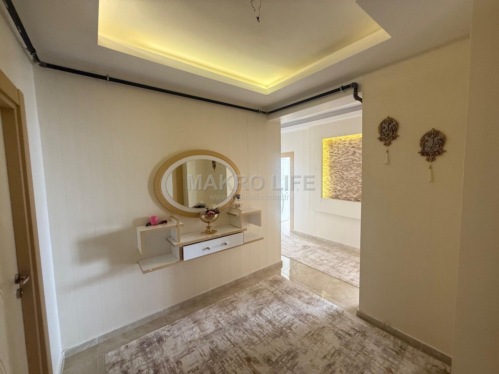 SATILIK STADYUM YOLU ÜZERİNDE 3+1 SATILIK FIRSAT DAİRE