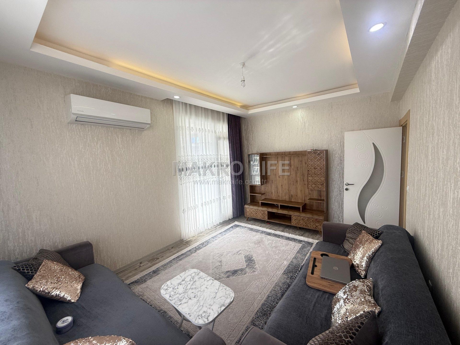 SATILIK STADYUM YOLU ÜZERİNDE 3+1 SATILIK FIRSAT DAİRE