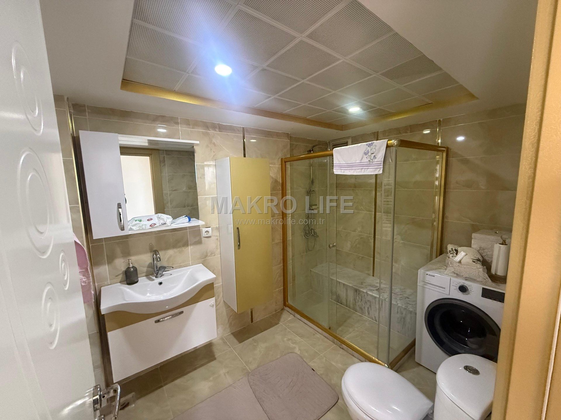 SATILIK STADYUM YOLU ÜZERİNDE 3+1 SATILIK FIRSAT DAİRE