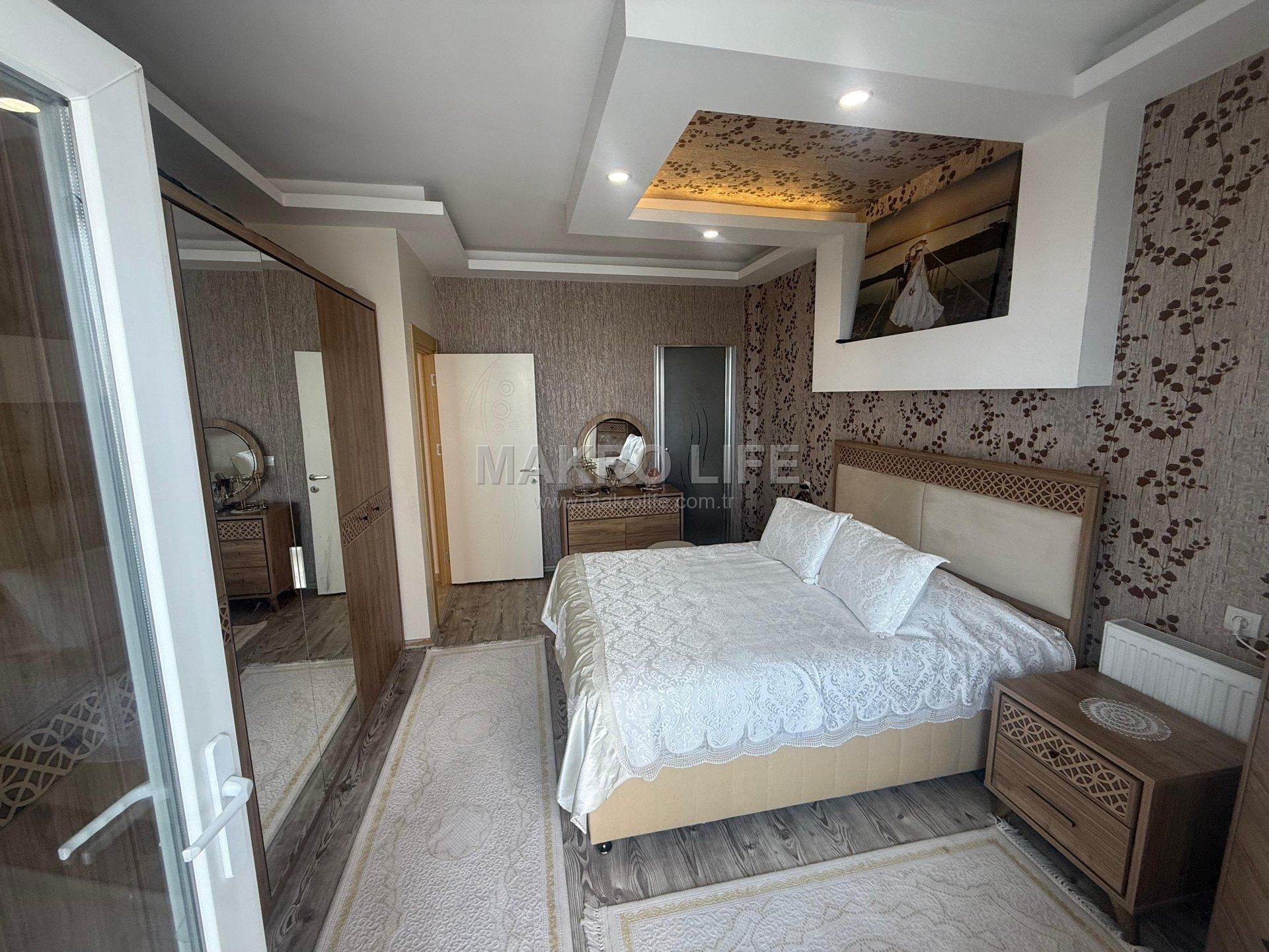 SATILIK STADYUM YOLU ÜZERİNDE 3+1 SATILIK FIRSAT DAİRE