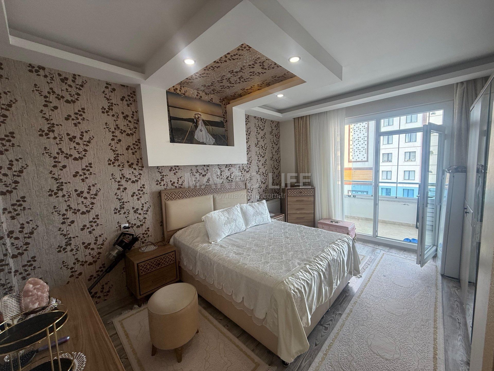 SATILIK STADYUM YOLU ÜZERİNDE 3+1 SATILIK FIRSAT DAİRE
