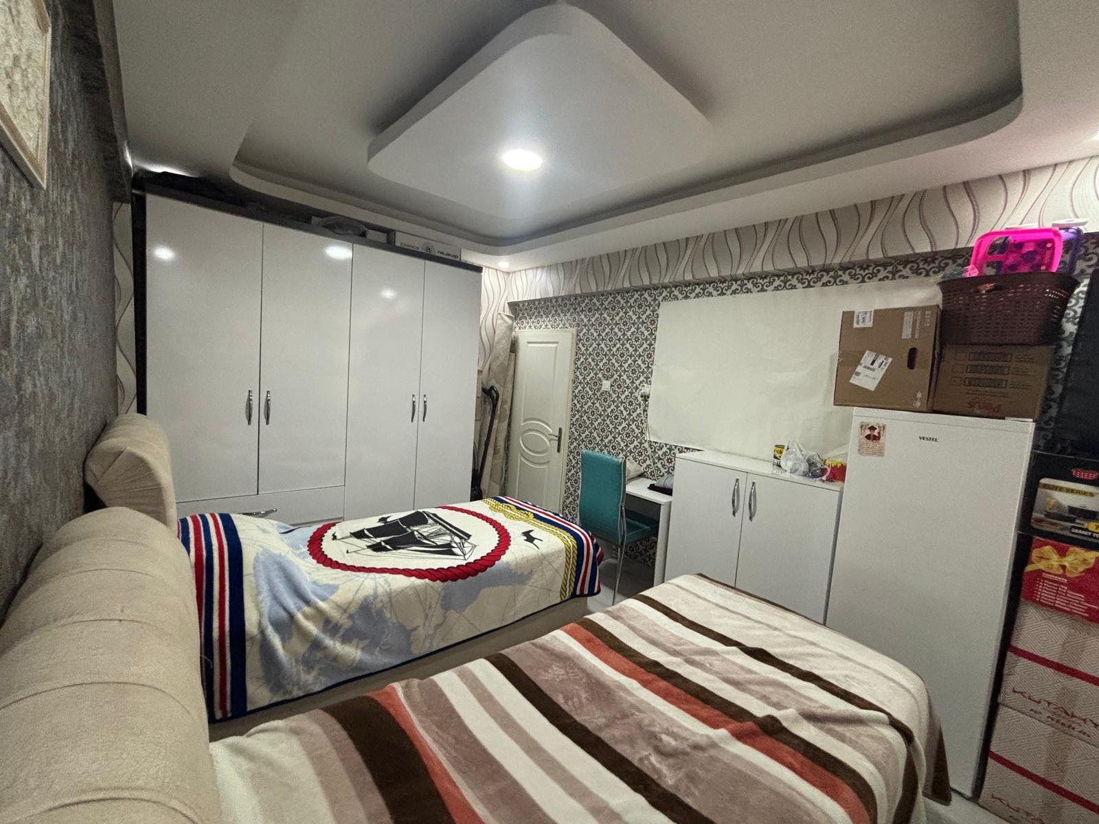 TESİSLERDE CADDE ÜZERİ FULL YAPILI 3+1 SATILIK DAİRE