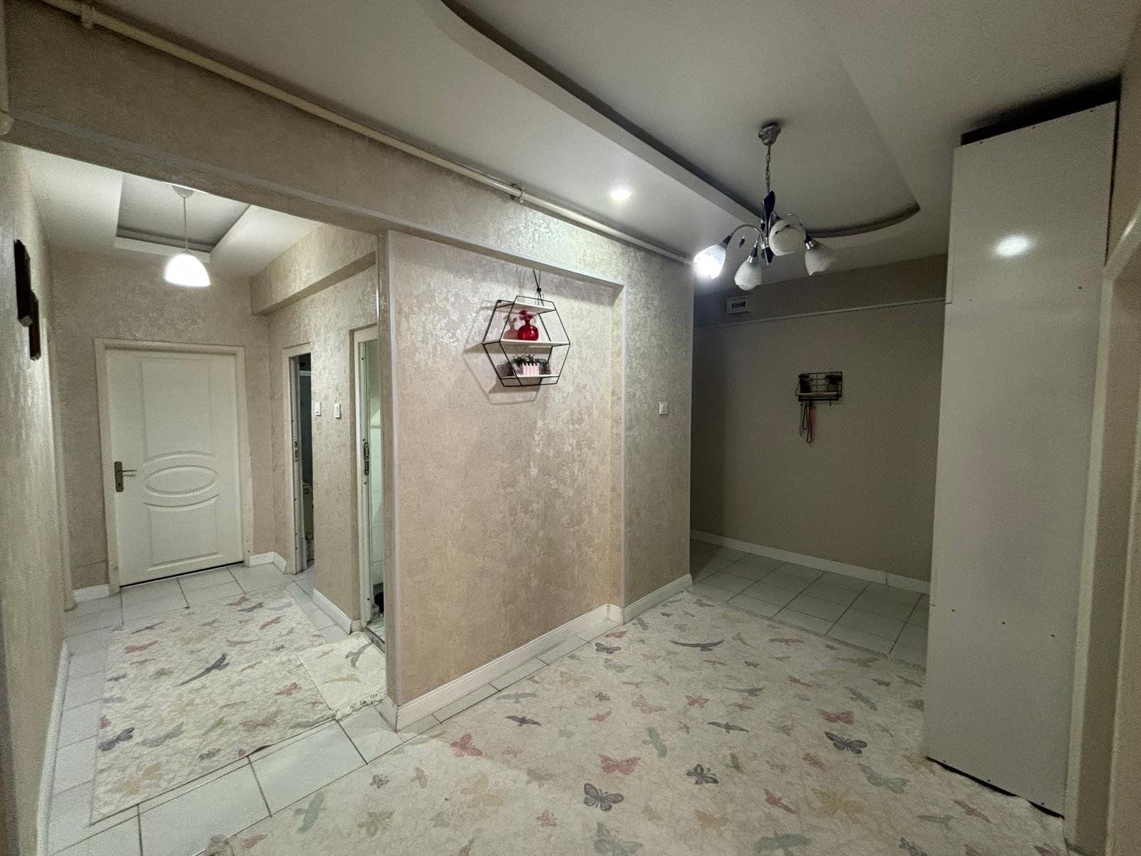 TESİSLERDE CADDE ÜZERİ FULL YAPILI 3+1 SATILIK DAİRE