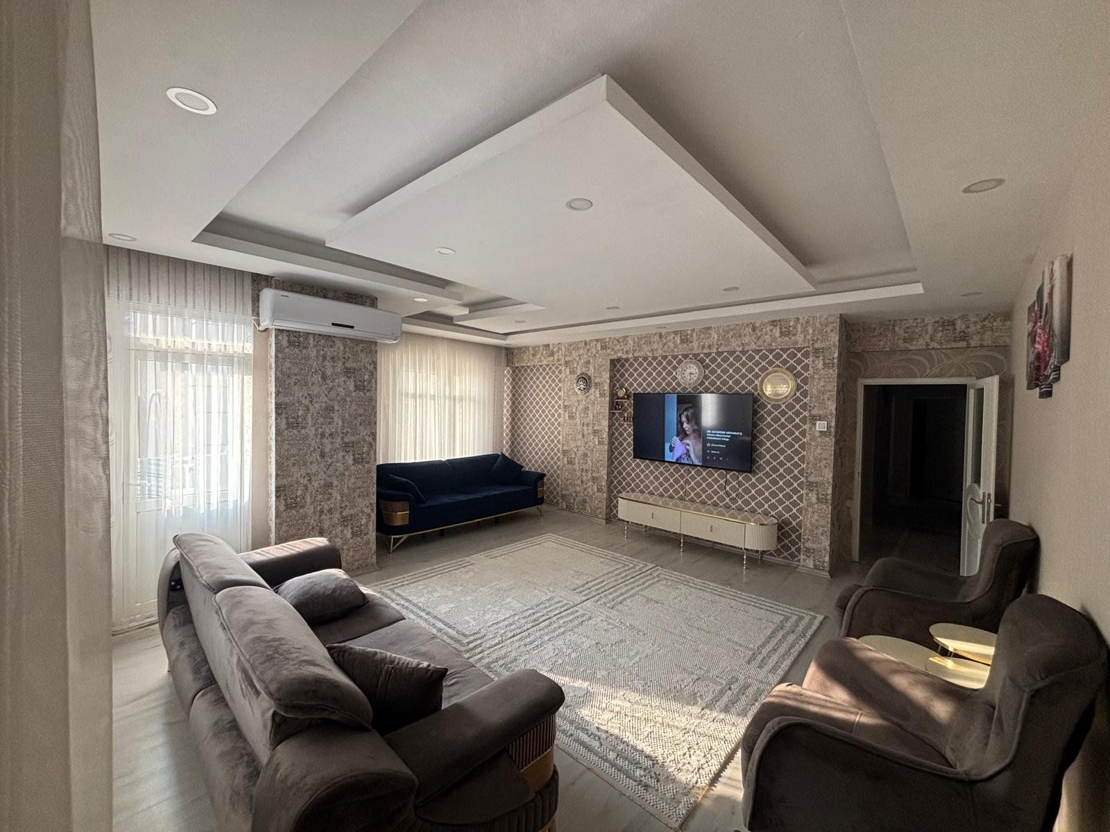 TESİSLERDE CADDE ÜZERİ FULL YAPILI 3+1 SATILIK DAİRE