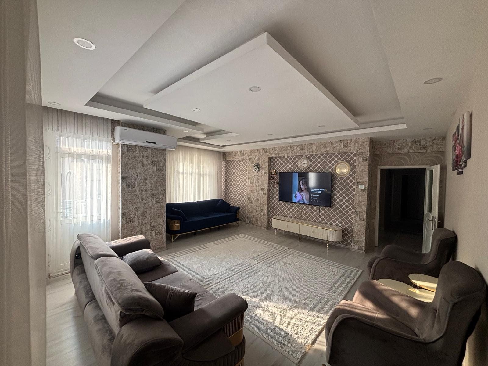 TESİSLERDE CADDE ÜZERİ FULL YAPILI 3+1 SATILIK DAİRE