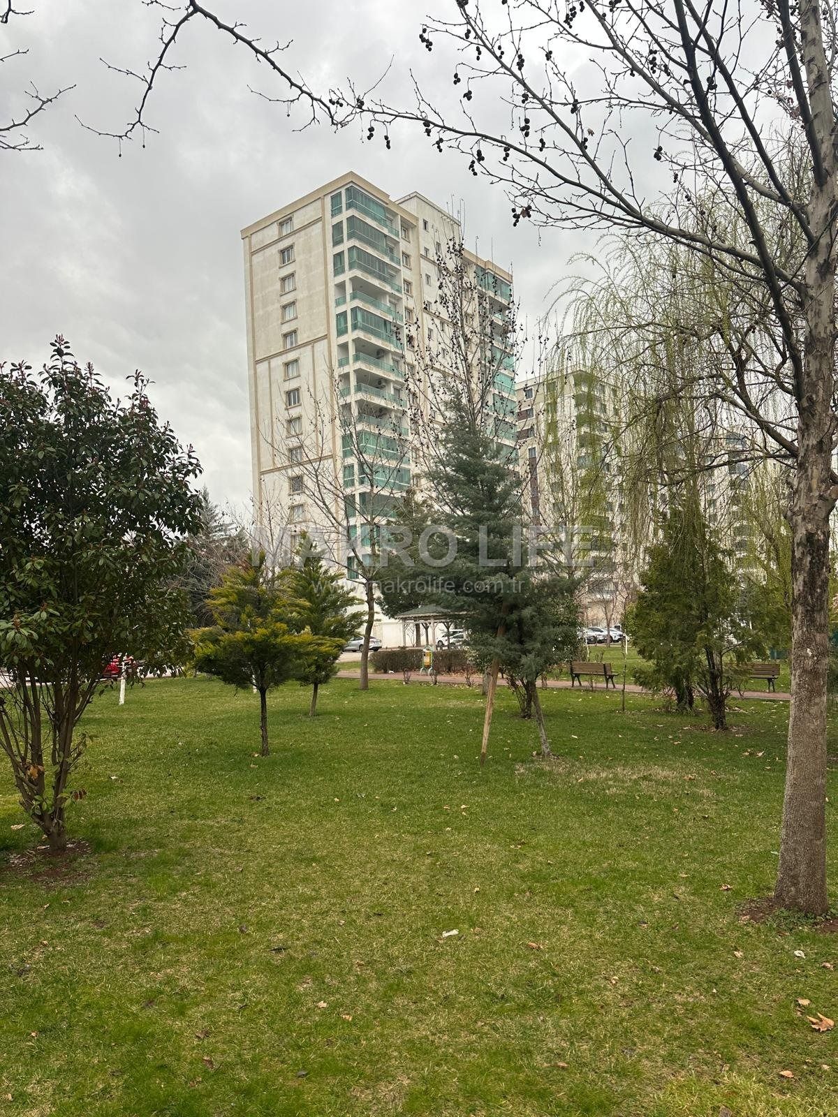 YENİ ŞEHİR HASTANESİNE SIFIR KONUMDA LÜX 4.5+1 SATILIK DAİRE