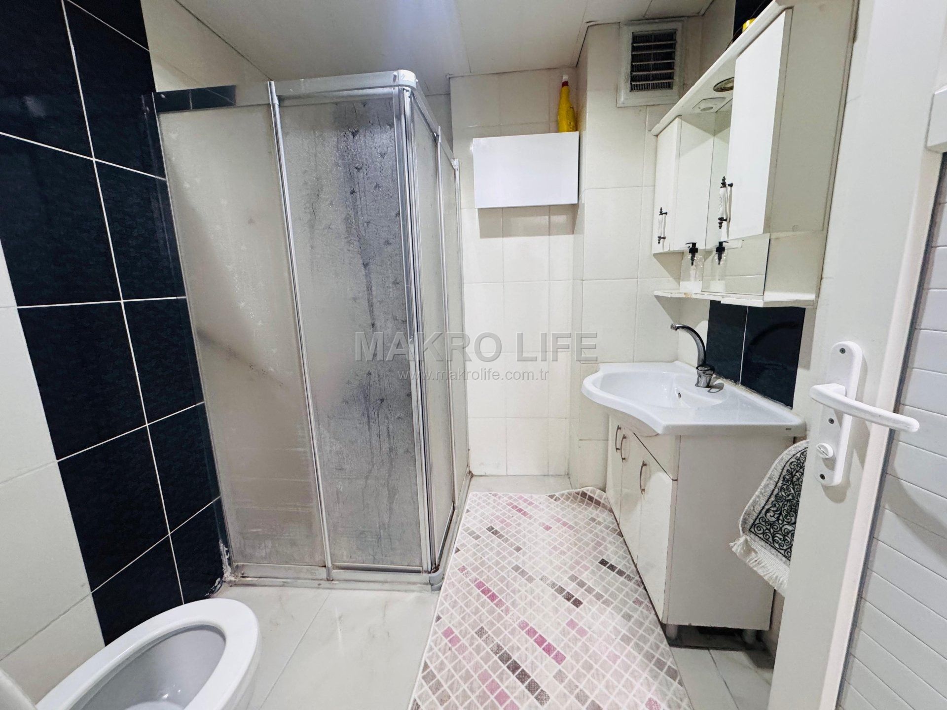 BAĞCILAR HALK EĞİTİM KARŞISI-GÖLETLİ PARK CİVARI SATILIK 3+1 DAİRE