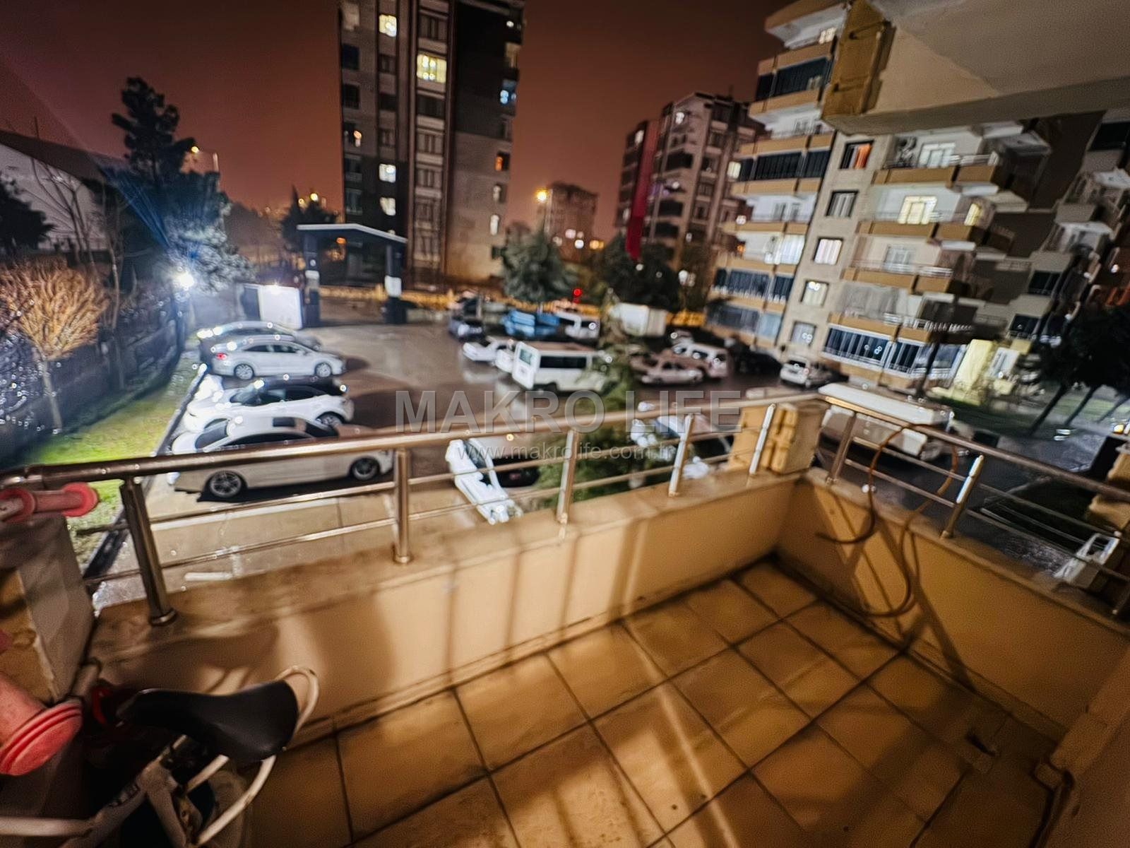 BAĞCILAR HALK EĞİTİM KARŞISI-GÖLETLİ PARK CİVARI SATILIK 3+1 DAİRE