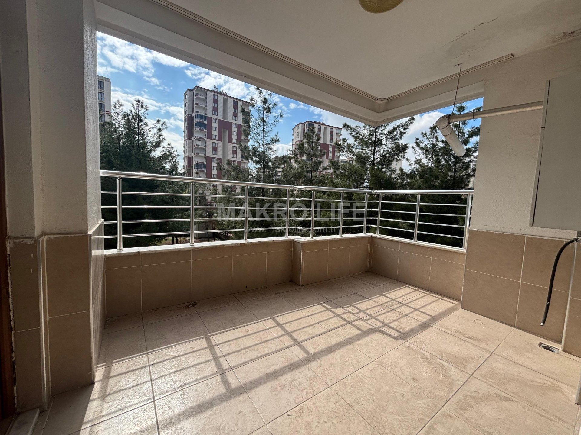 RADİSSON ARKASI FIRSAT 4+1 SATILIK DAİRE