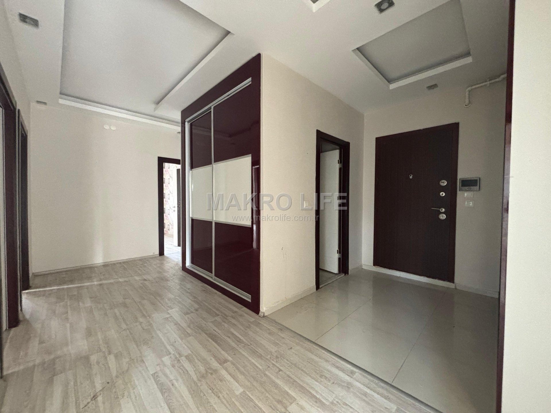 RADİSSON ARKASI FIRSAT 4+1 SATILIK DAİRE