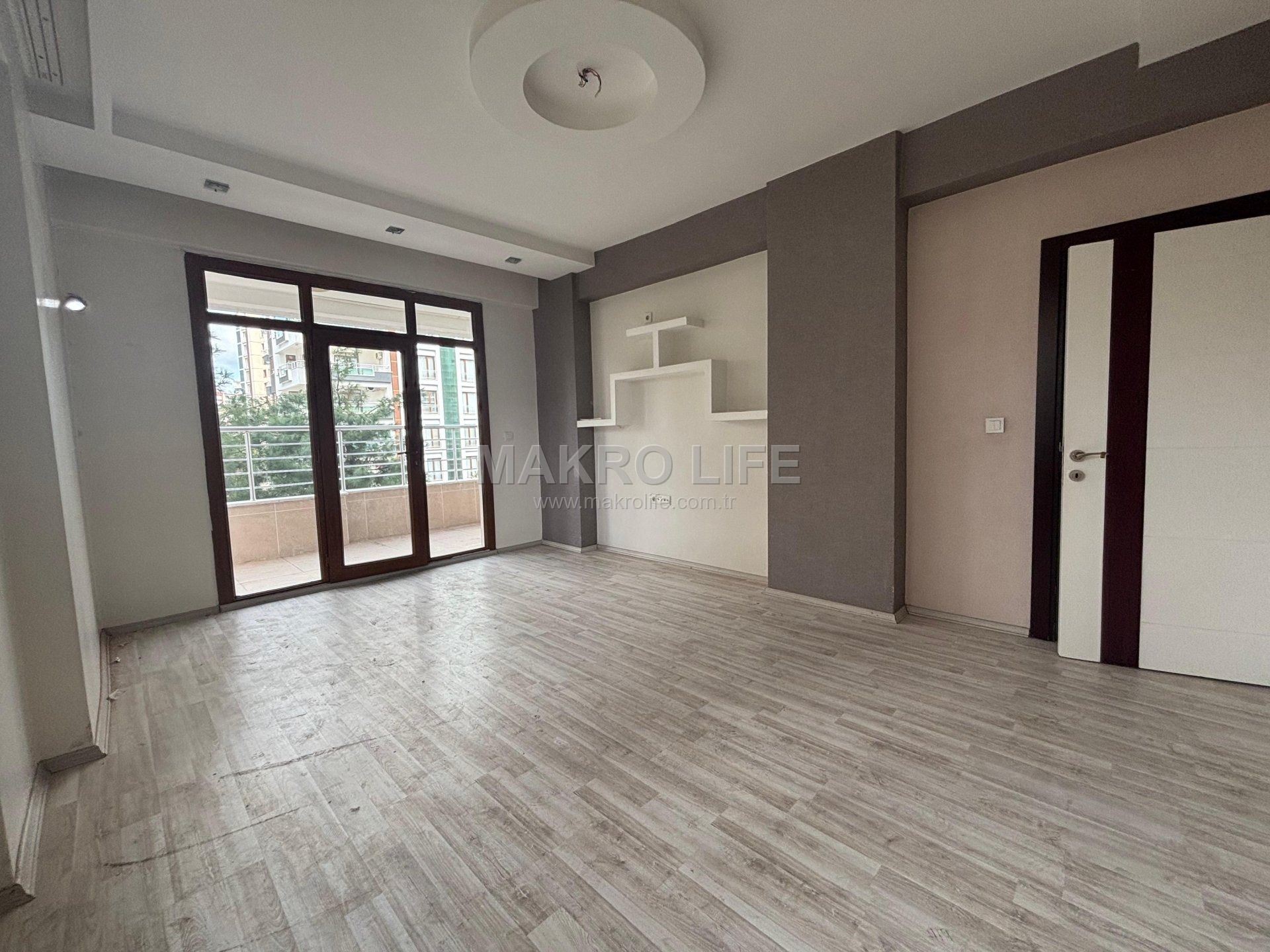 RADİSSON ARKASI FIRSAT 4+1 SATILIK DAİRE